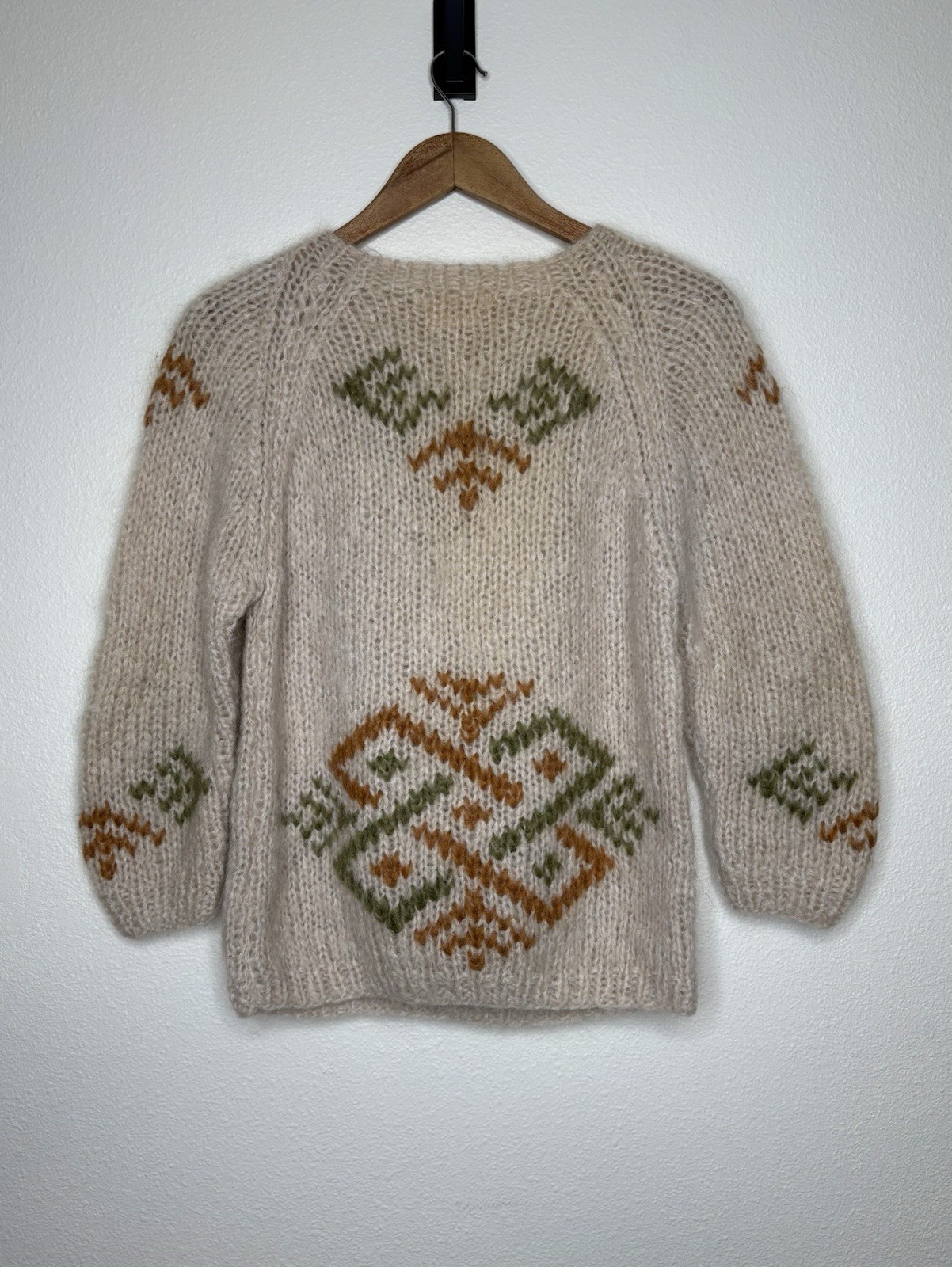 Vintage Made In Italy Fuzzy Mohair Wool Blend Sweater Hand Knit Pullover Size S