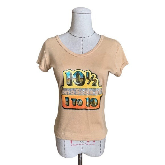 Vintage 1970s “10 1/2” Glitter Iron On Short Sleeve Women’s Novelty T-Shirt Tee