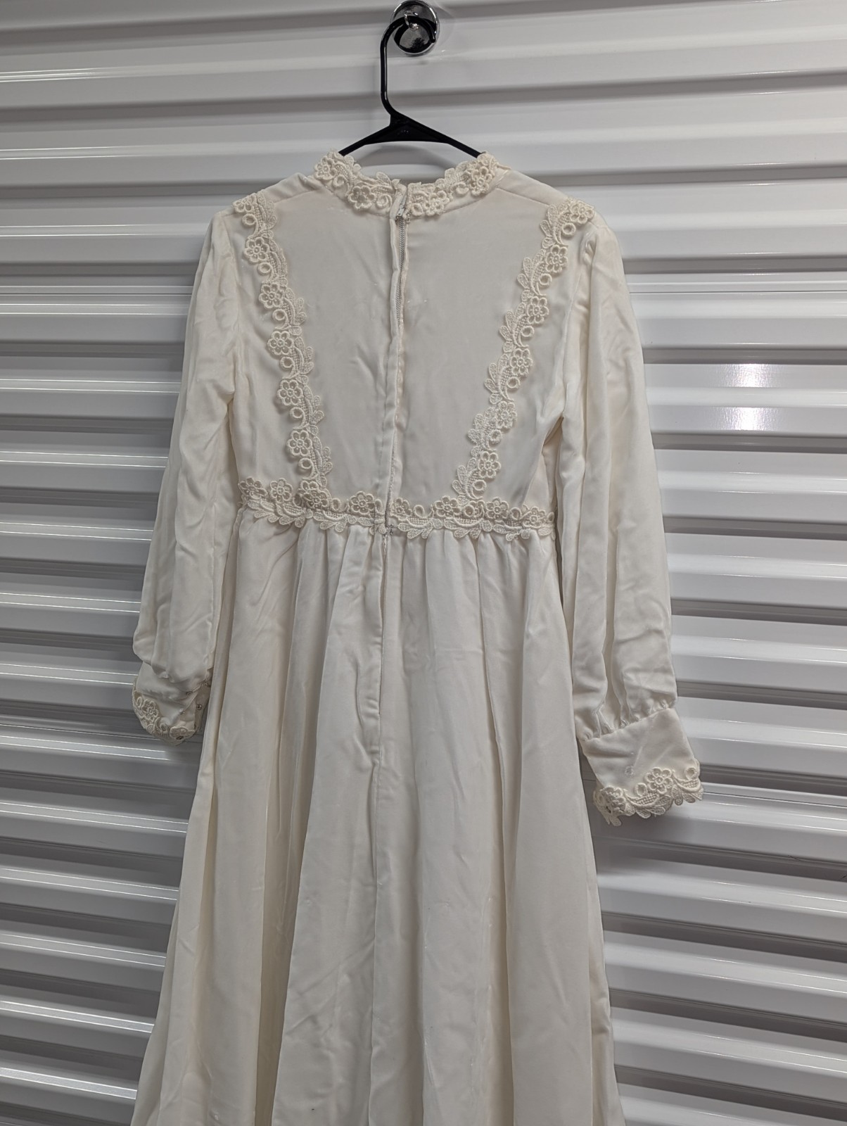 Cottagecore Prairie Gothic Velvet Lace Ivory High Low Maxi Dress Vintage