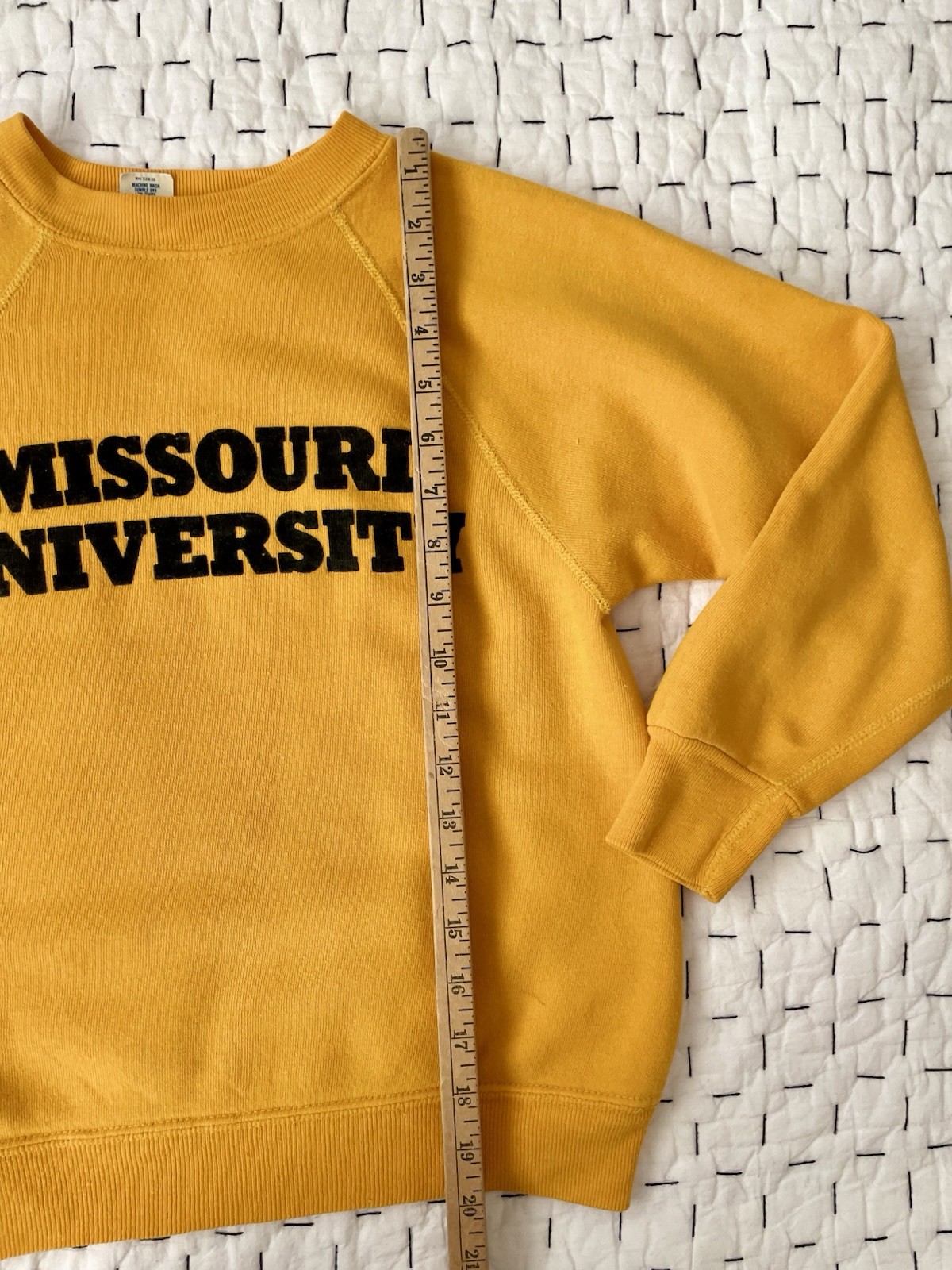 Vintage XS Sweatshirt 70s Artex University Missouri Mizzou Raglan Crewneck GUC