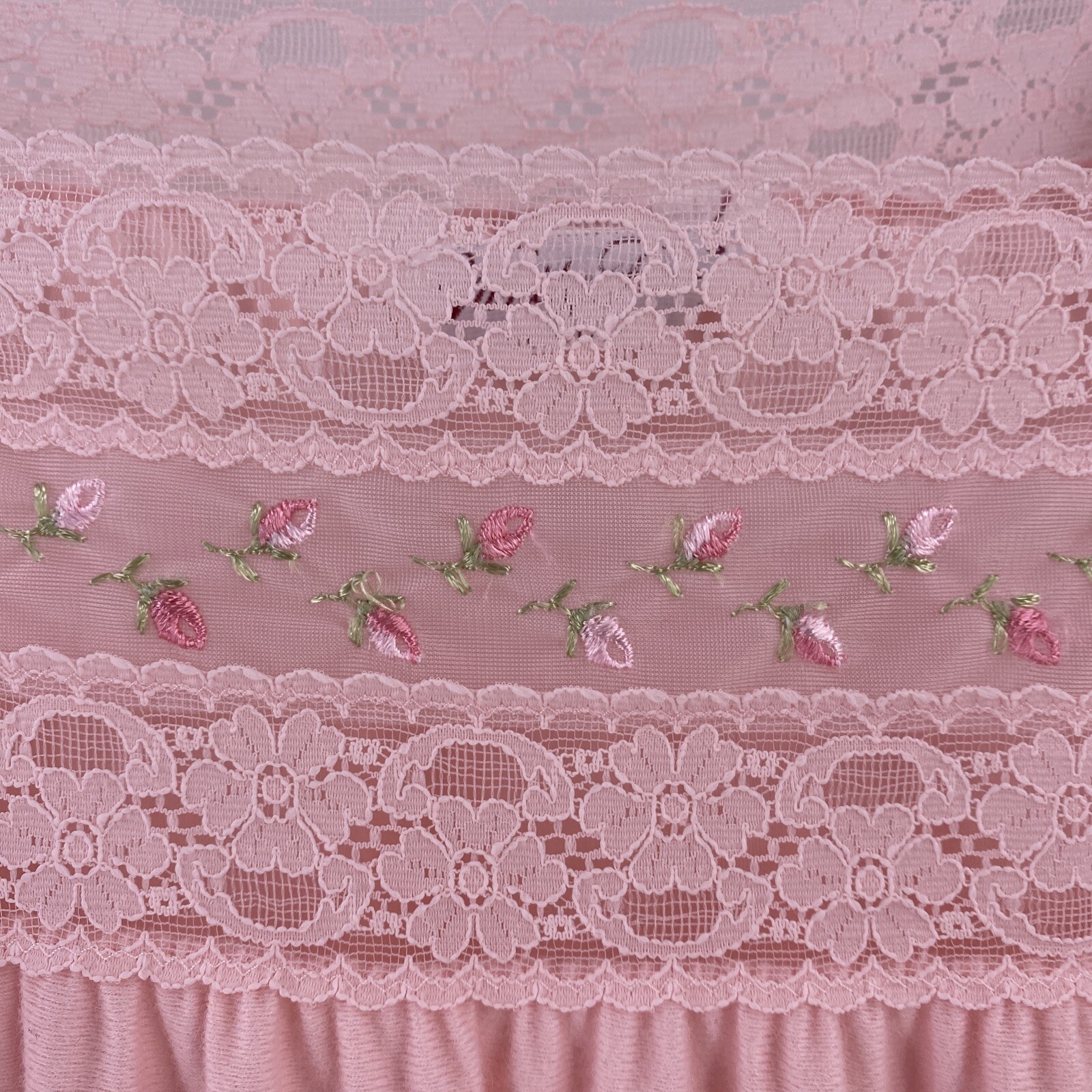 Vintage Vanity Fair Nightgown S Pink Tiny Floral Rose Lace Inset Cottagecore