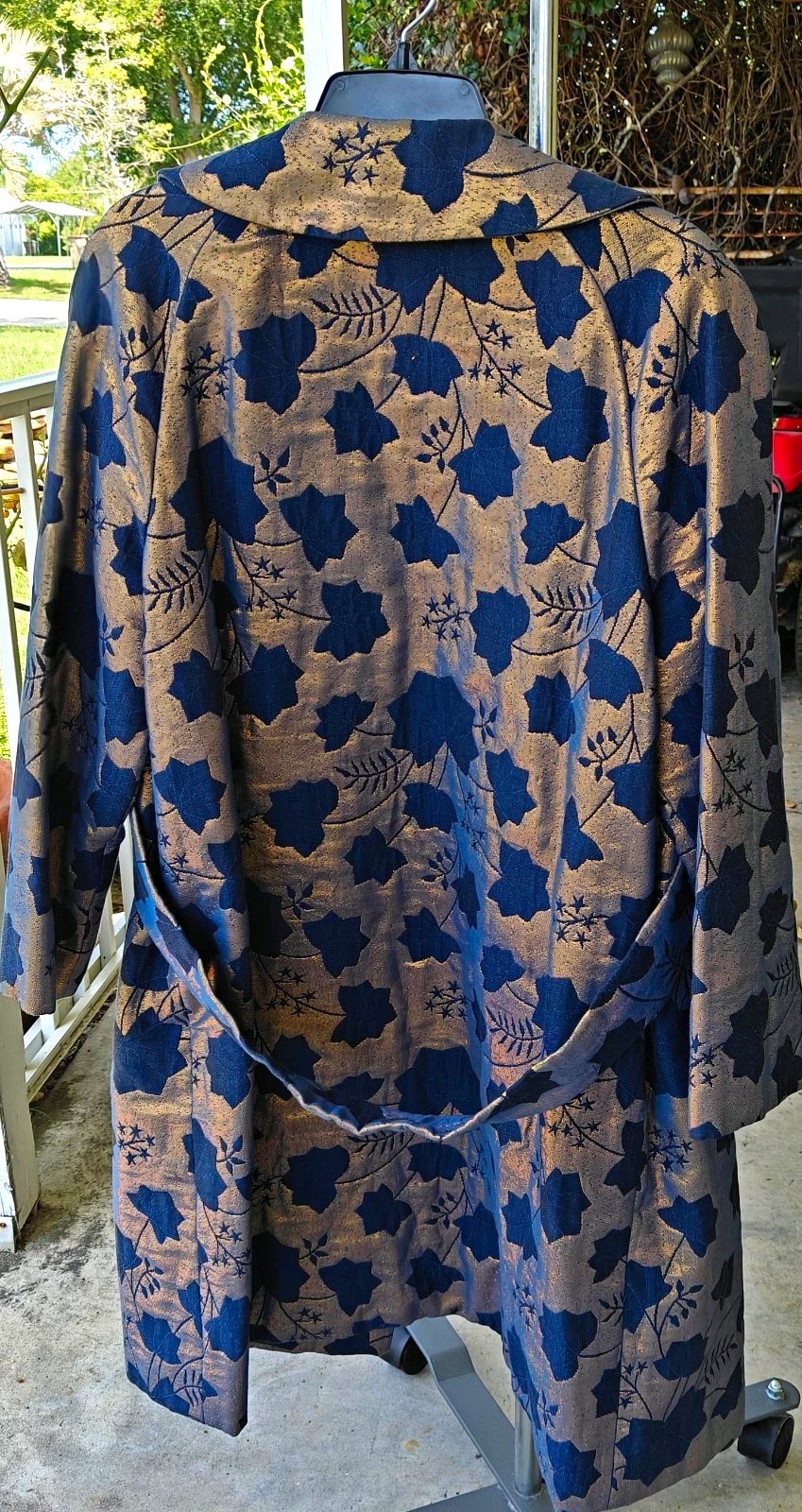 Lawrence of London Women’s Weather Resistant Floral Blue/Gold Opera Coat Size 14