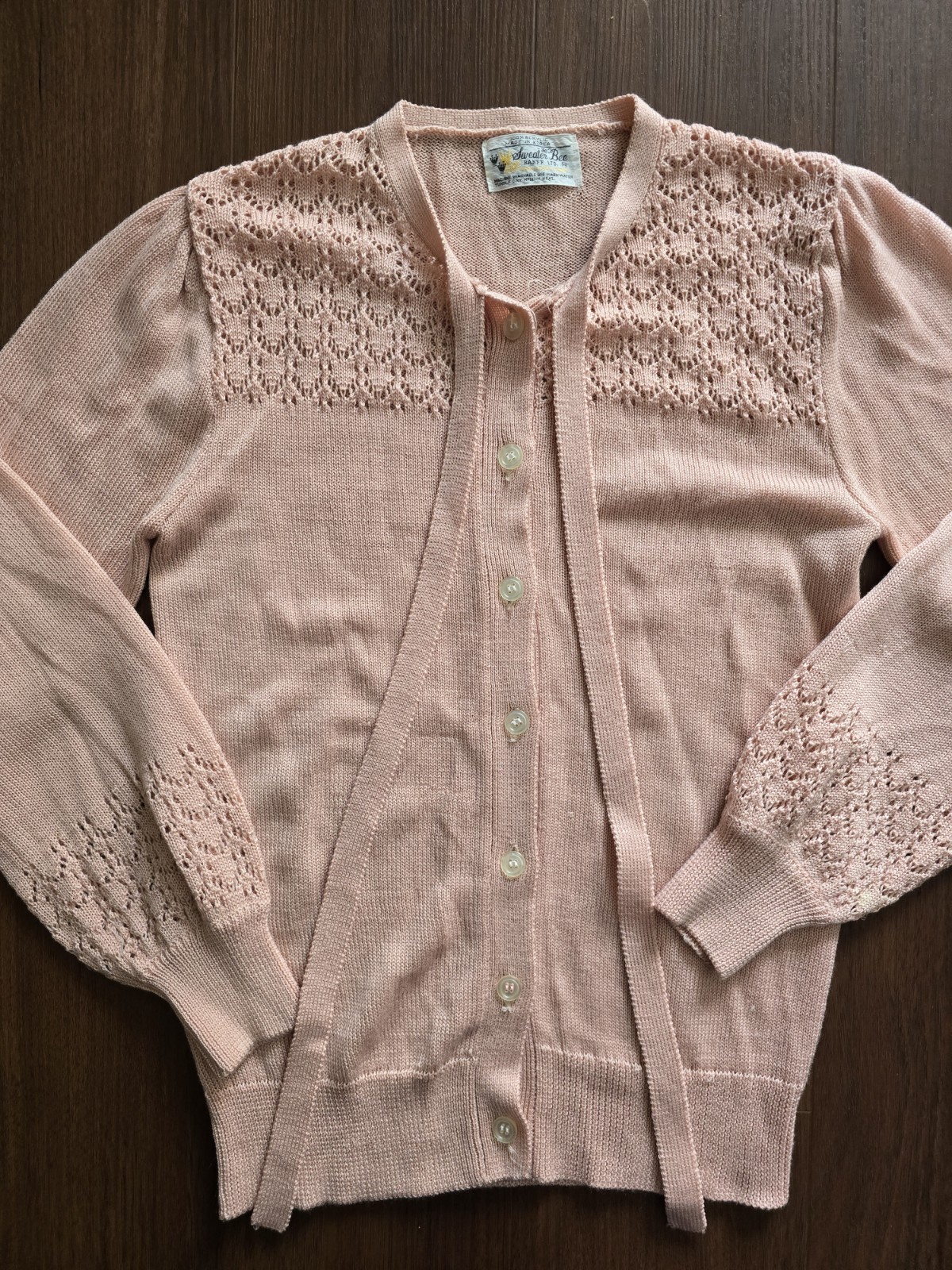 Vintage 70s Pink Sweater Bee Cardigan. Womens Medium Spring Easter Tie at Neck
