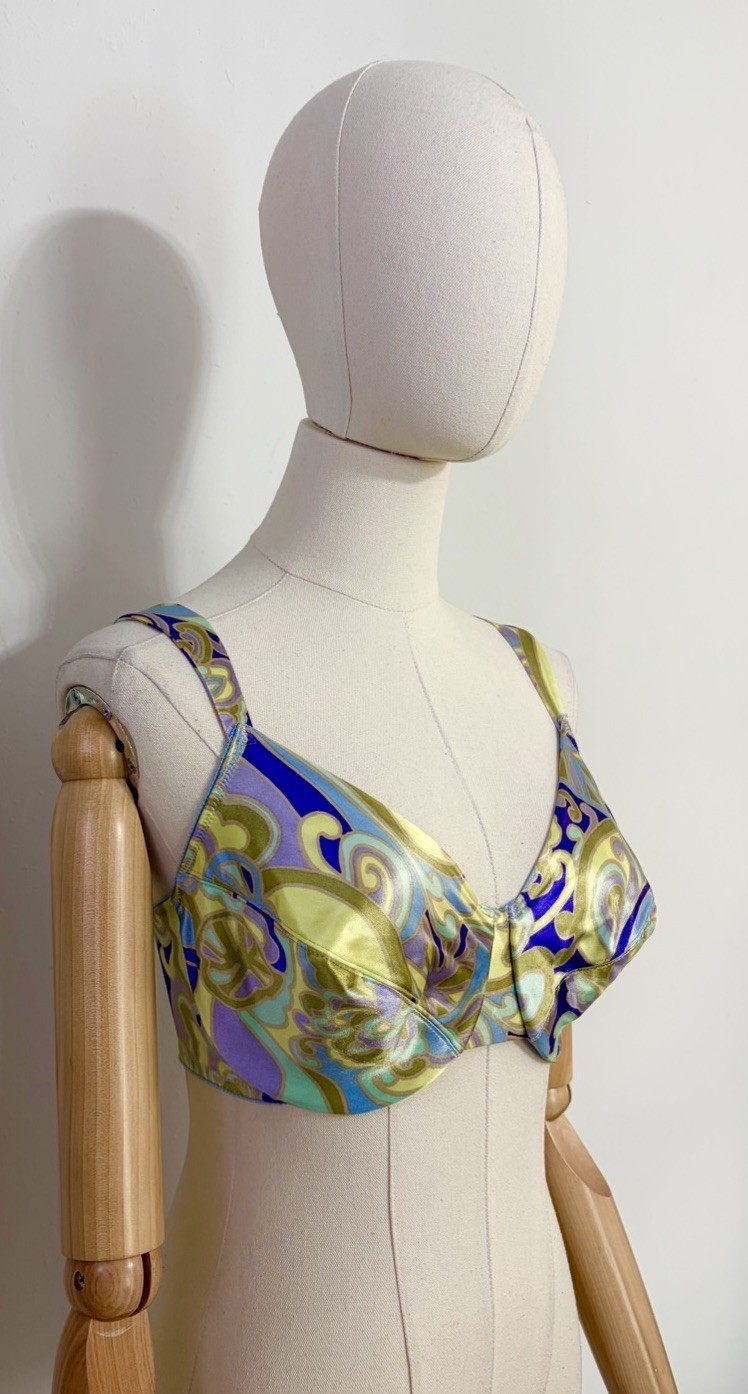 Vintage VICTORIA’S SECRET Sz 34DD Second Skin SATIN Paisley Print Underwire Bra