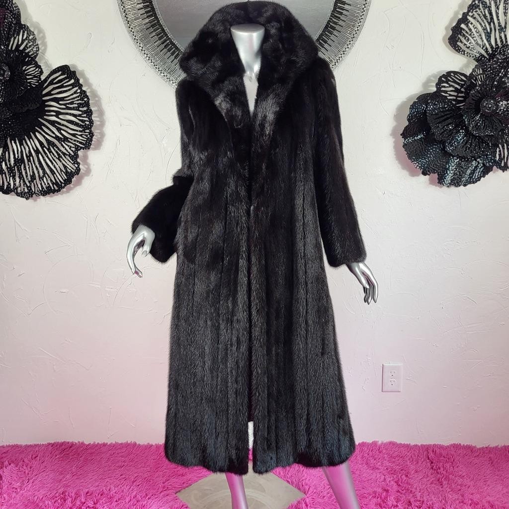 PARISIAN FURS~M/L~STUNNING VINTAGE BLACK GENUINE REAL FULL LENGTH MINK FUR COAT