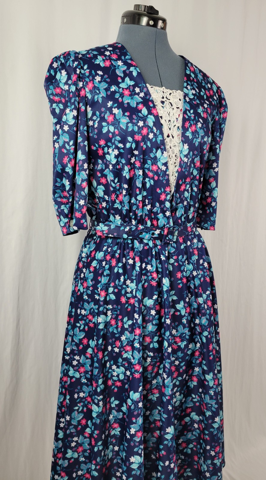 Vintage Whirlaway Blue Floral Dress w White Lace Inset & Matching Belt Size 12