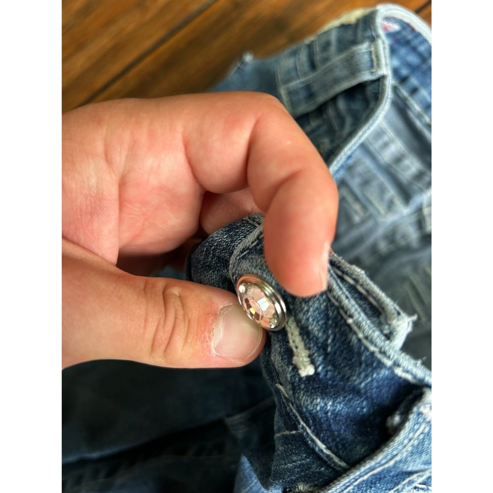 Vintage True Religion Becky Jeans Women’s Size 31 Made USA Crystal Button Y2K