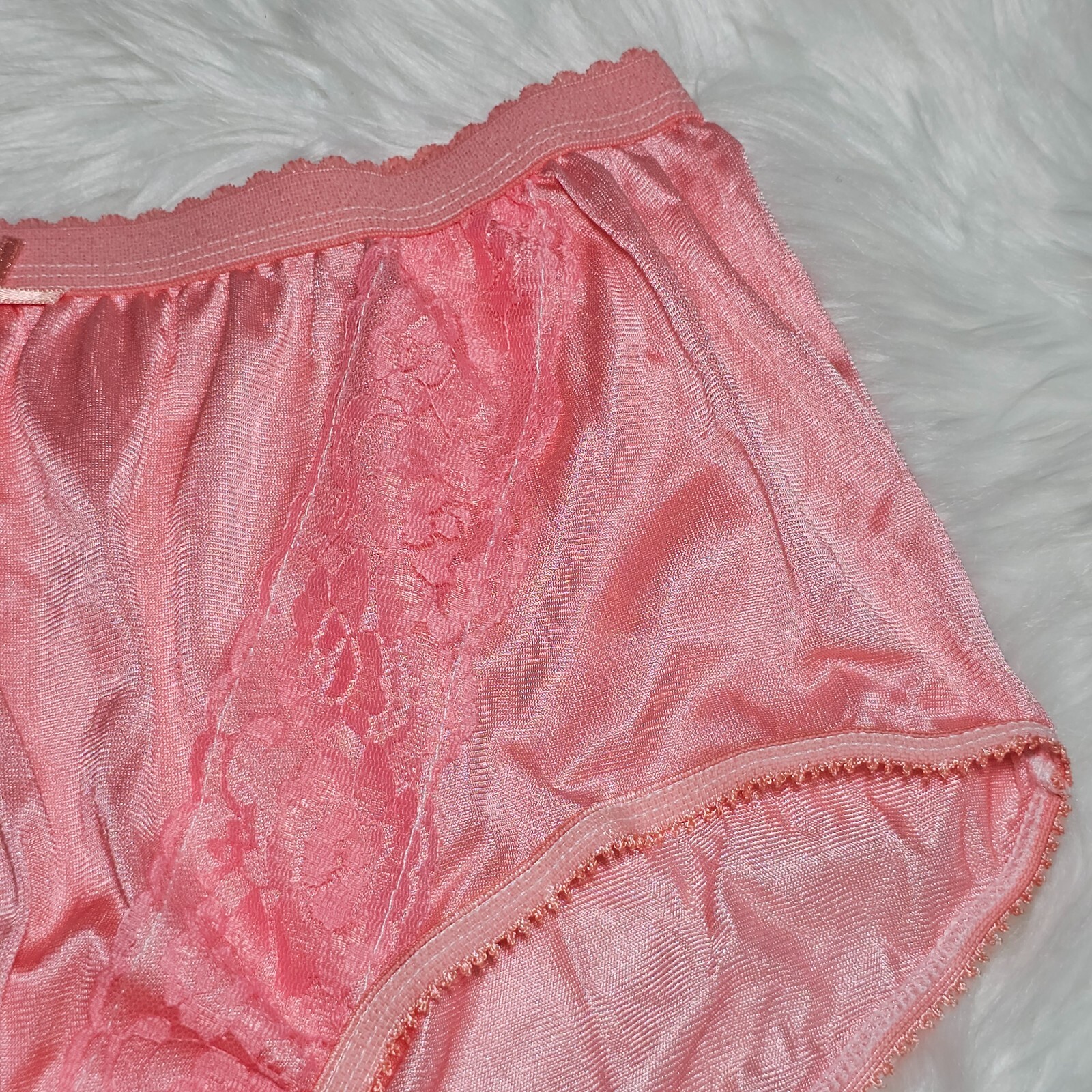 VTG Silky Nylon Panty Sissy Lace Peach Granny Sheer Brief Size 8/XL Hip 40-44″