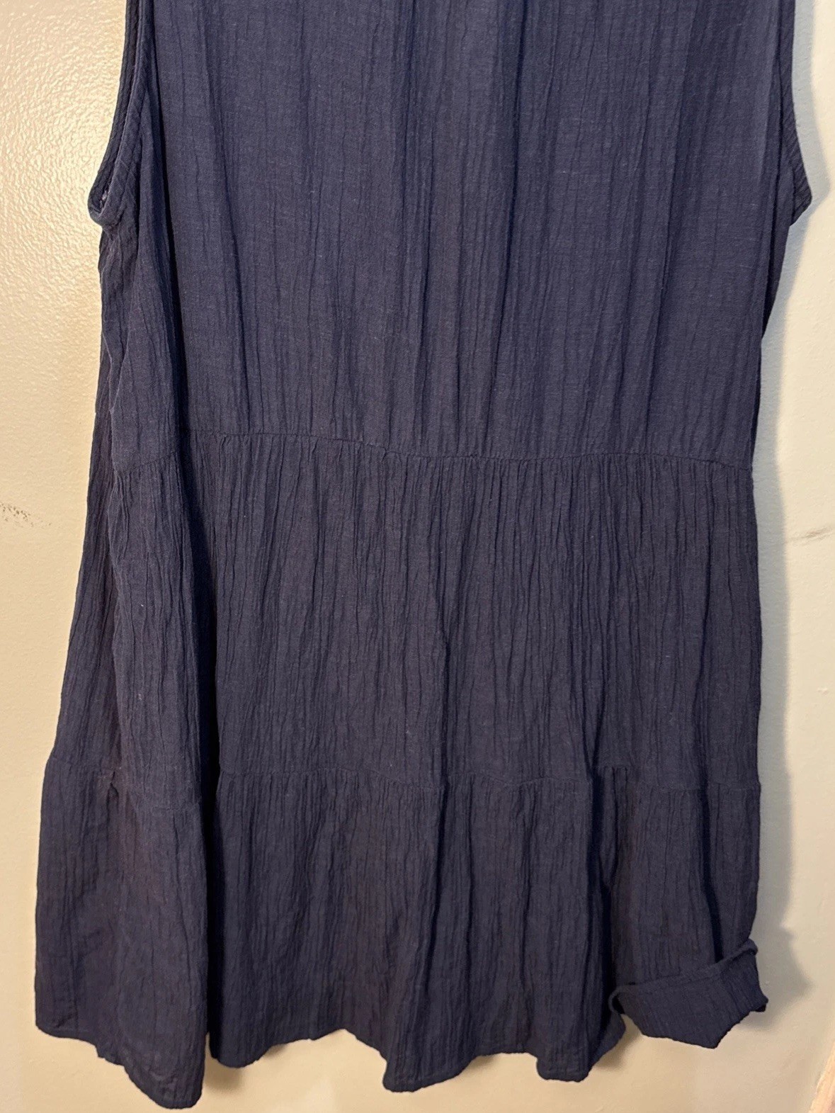 Gap Size Medium V-Neck Sleeveless Lined Crinkle Midi dress Navy Blue 100% Cotton