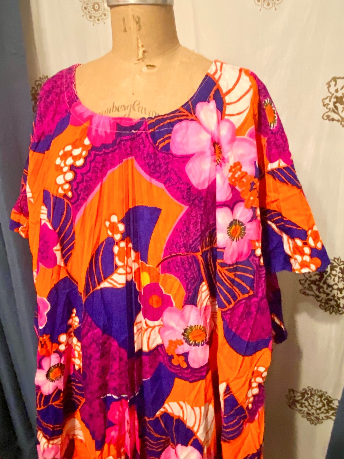Vintage McInerny Psychedelic OPEN SIDES Hawaiian Maxi Coverup Caftan Dress L