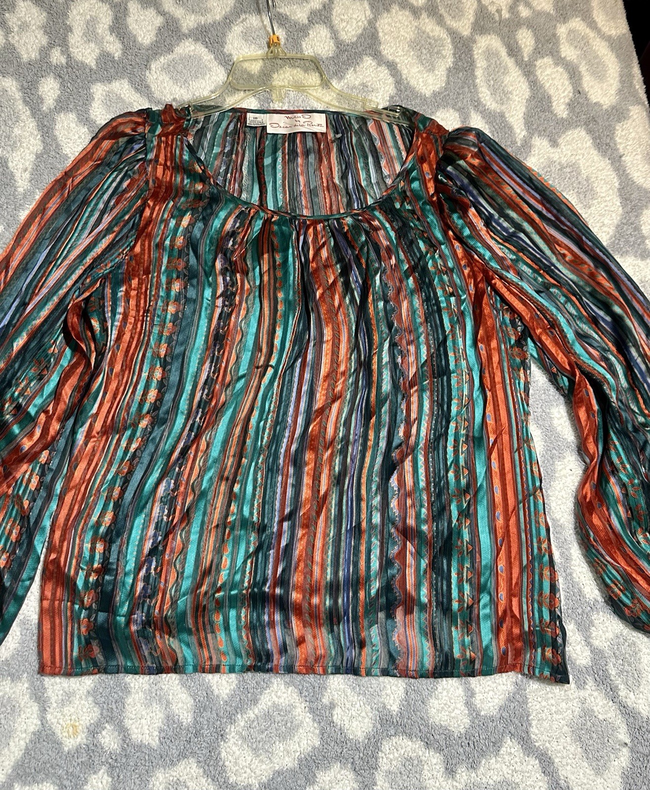80s Oscar de la Renta Miss O 100% Silk Blouse with Flowy Sleeves Size 16