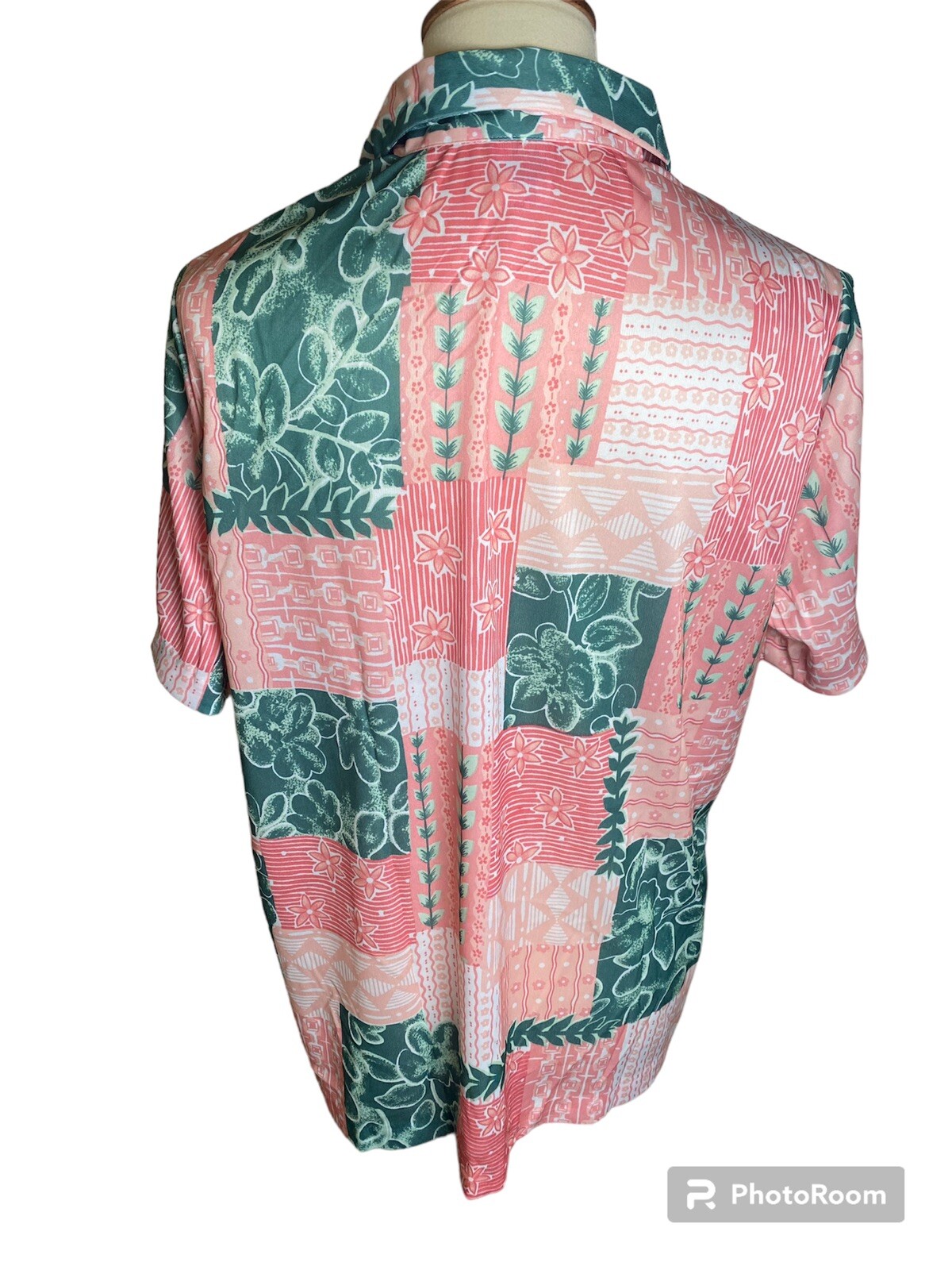 Vintage 70s Pink And Green Floral Shirt. Size L.