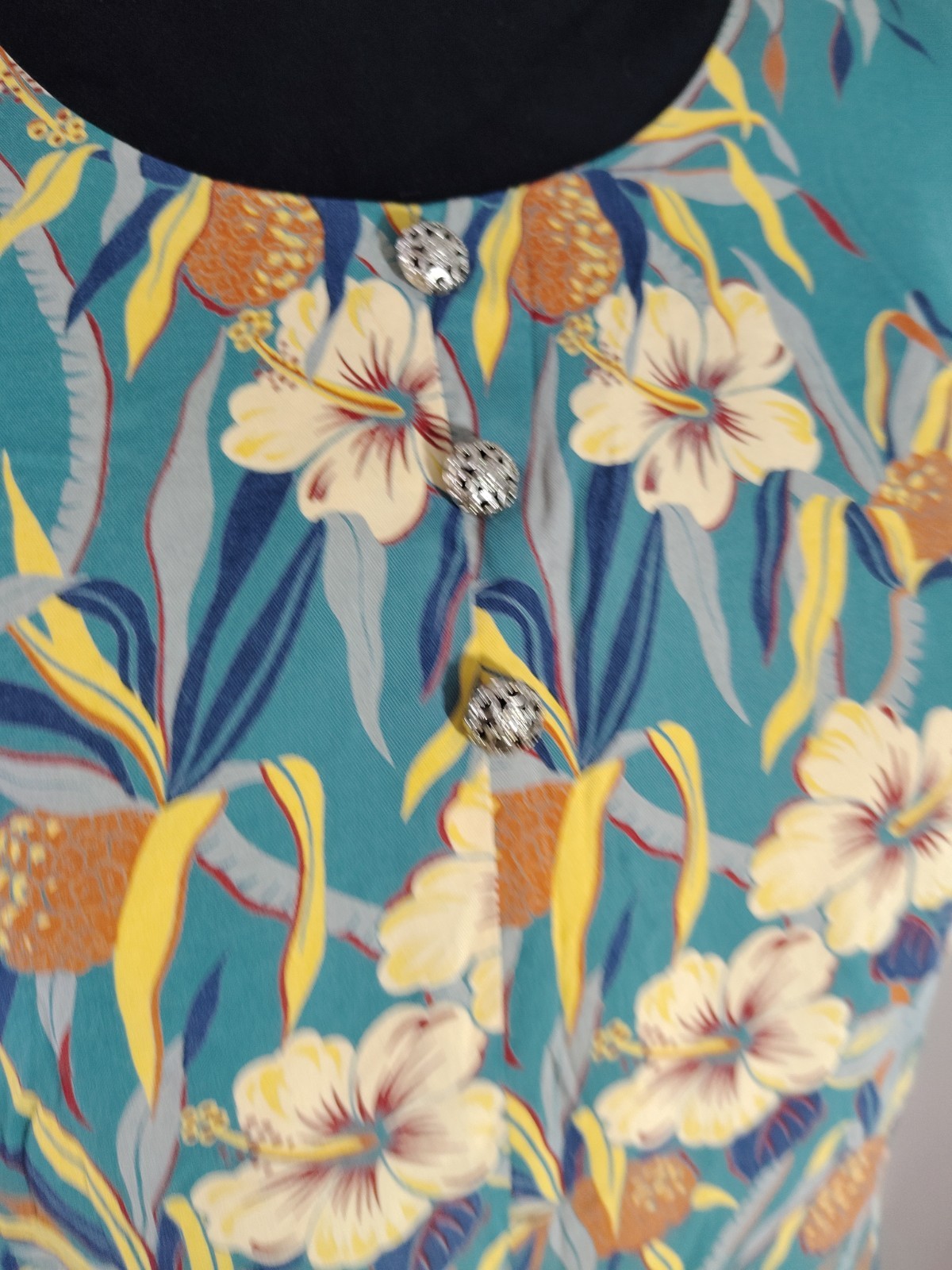 VTG Iolani Hawaiian Muumuu Maxi Dress M Teal Floral Rayon Pleated Filigree…