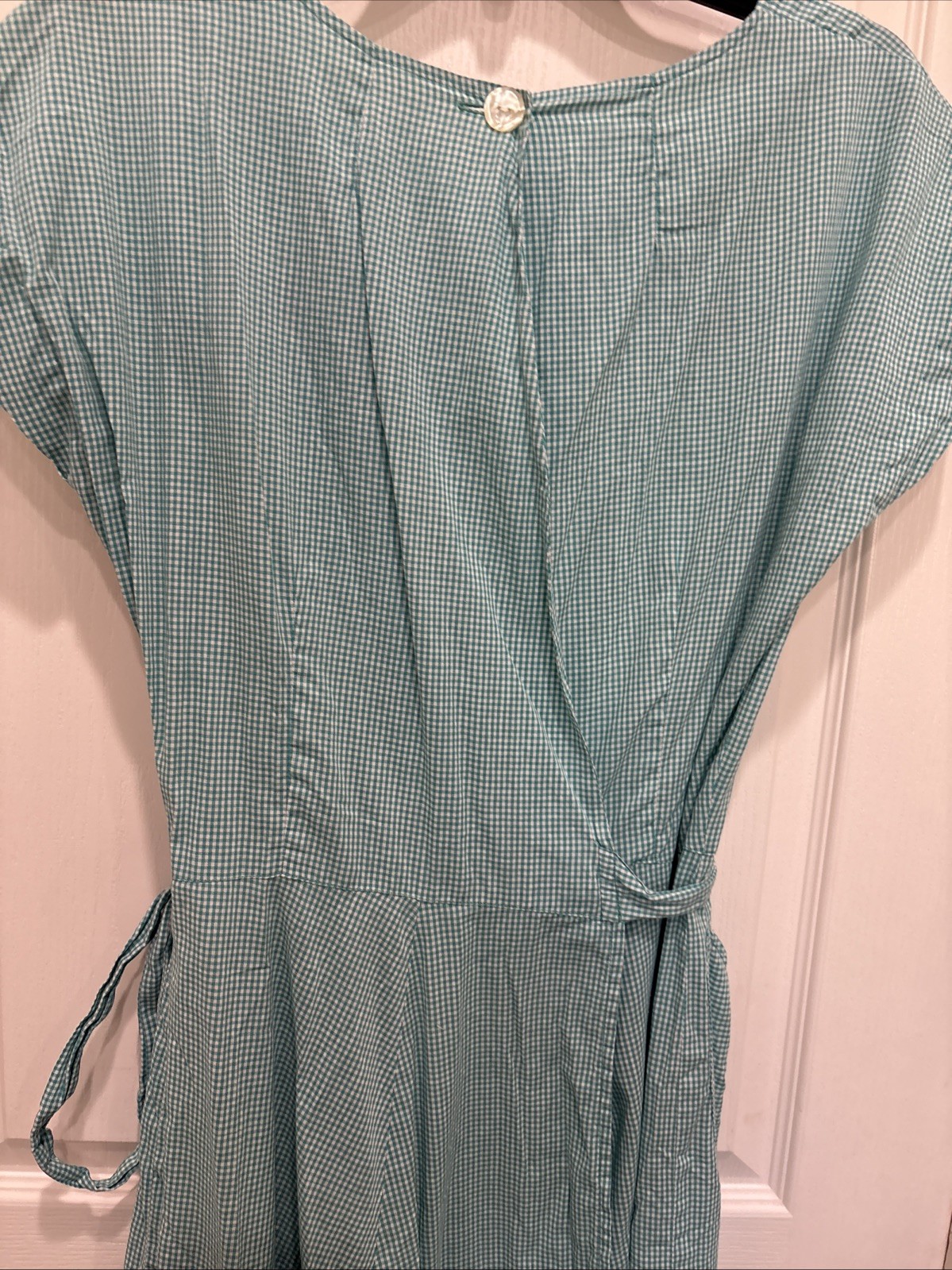 Vintage 1950s SWIRL Wrap Day Dress 50s Floral Embroidered green Gingham Cotton
