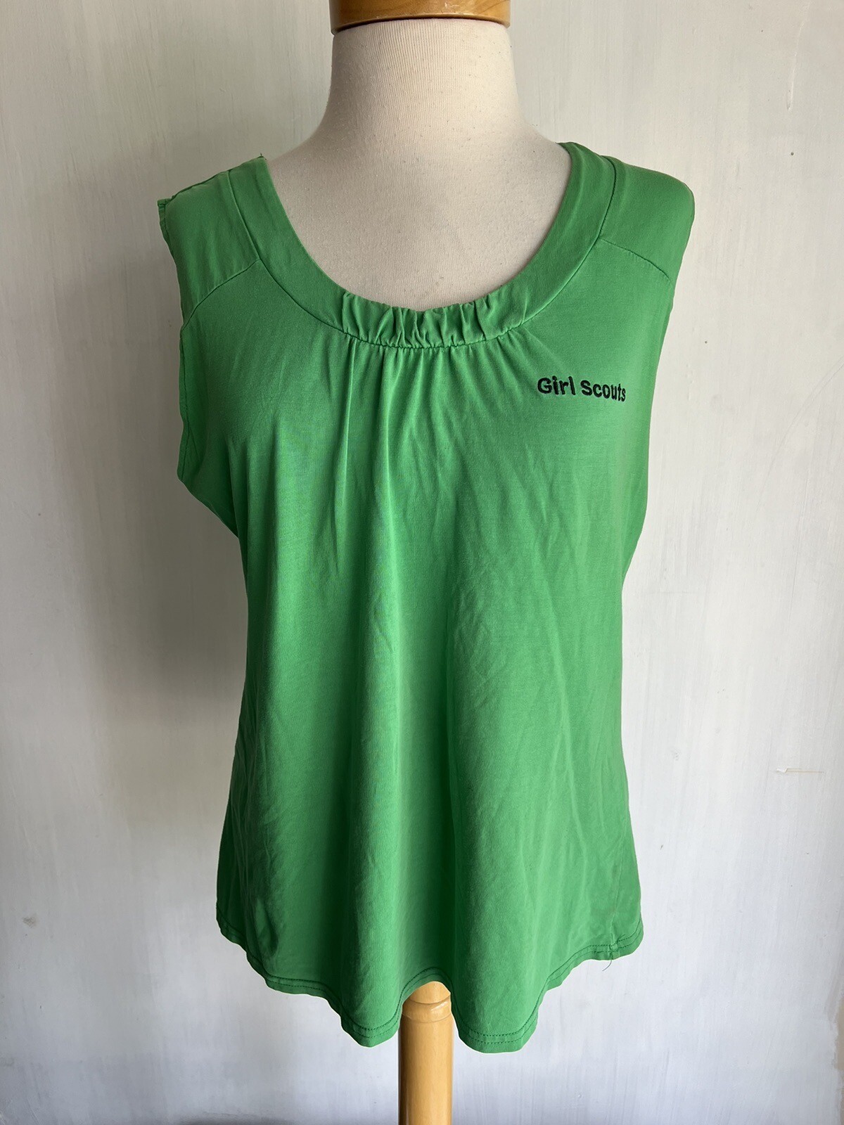 GIRLS SCOUTS Women’s Vintage 80s Embroidered Sleeveless Blouse Tank Top Sz Large