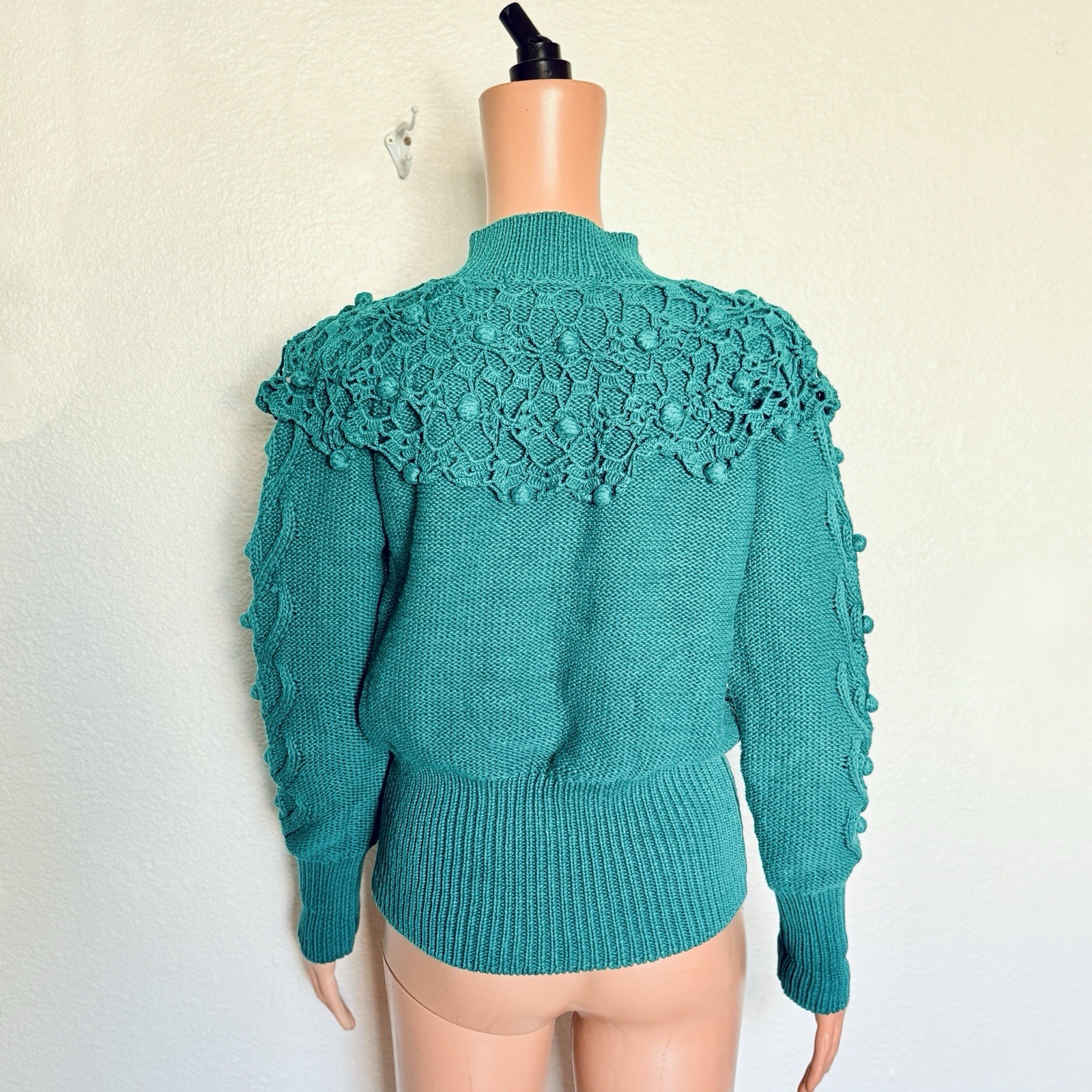 Vintage 89s 90s Turquoise Knit Mom Sweater Size M
