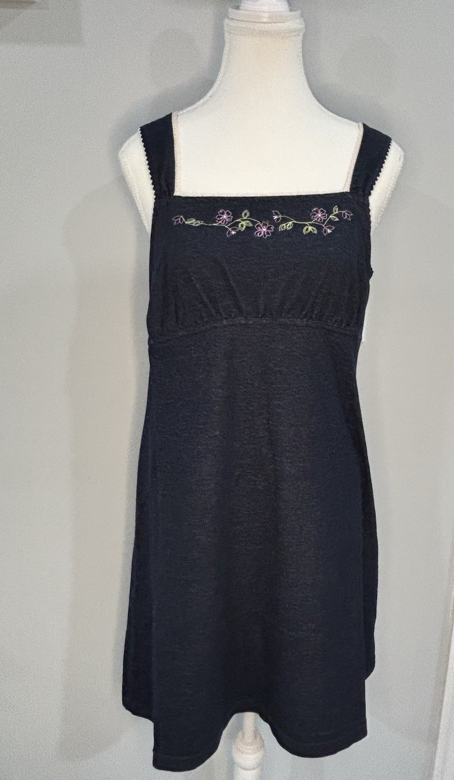 Vintage 90’s Denim Like Mini Dress w/ Colorful Floral Embroidery Sz M Boho