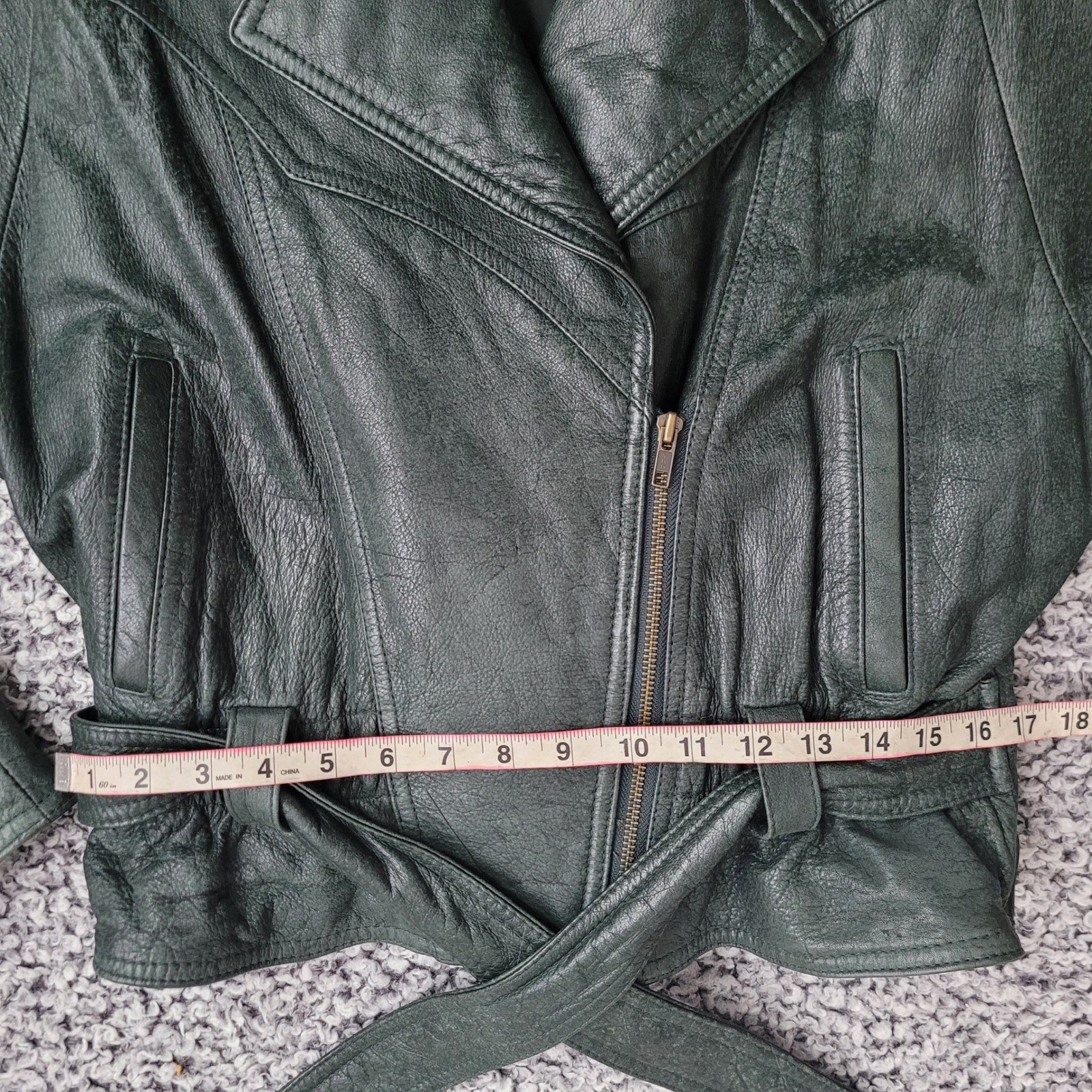 Vintage Adventure Bound Wilson’s dark green leather bomber jacket thinsulate