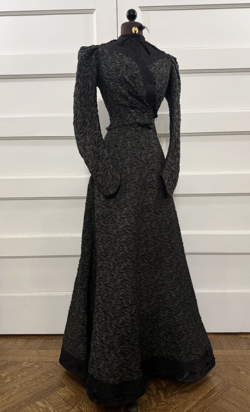 Antique 1890s Green And Black Wool Dress