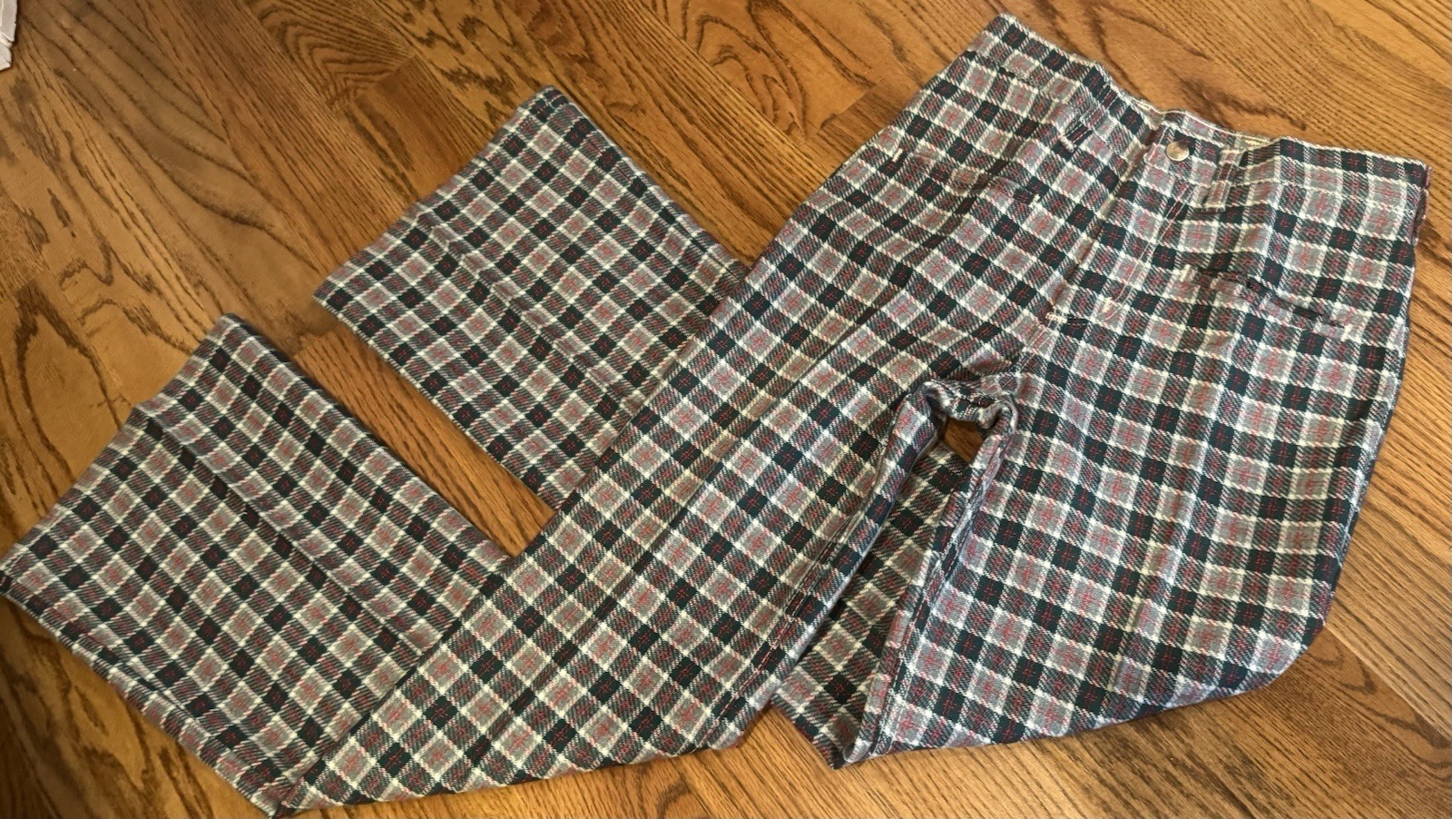 Vtg 1970s Maverick Plaid Pants XS 24×31 Green Red Checkered Bell Bottoms EUC