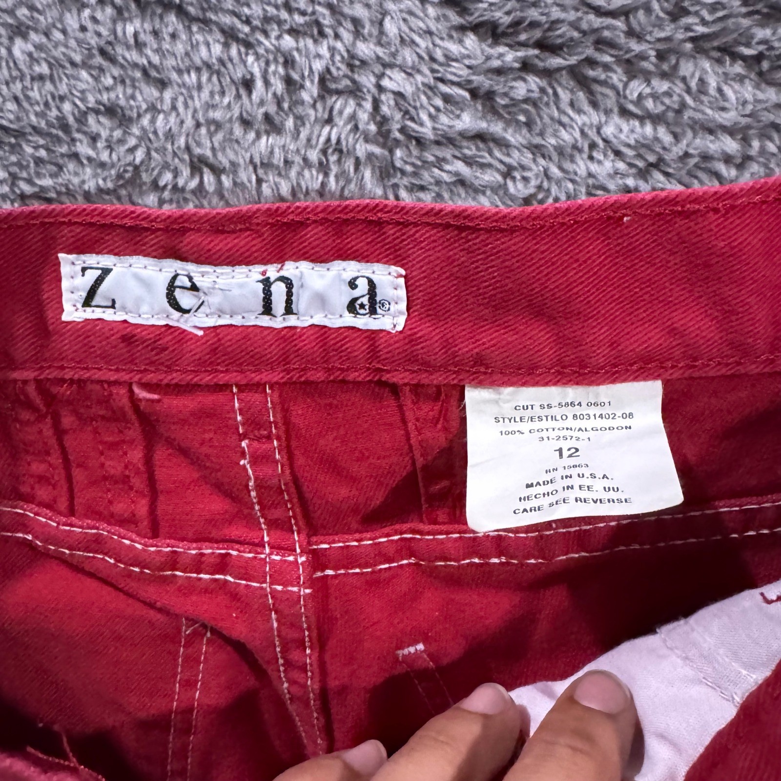 Zena Jeans Red High Waisted Tapered Leg Denim Pants Made in USA Size 12 30 Waist