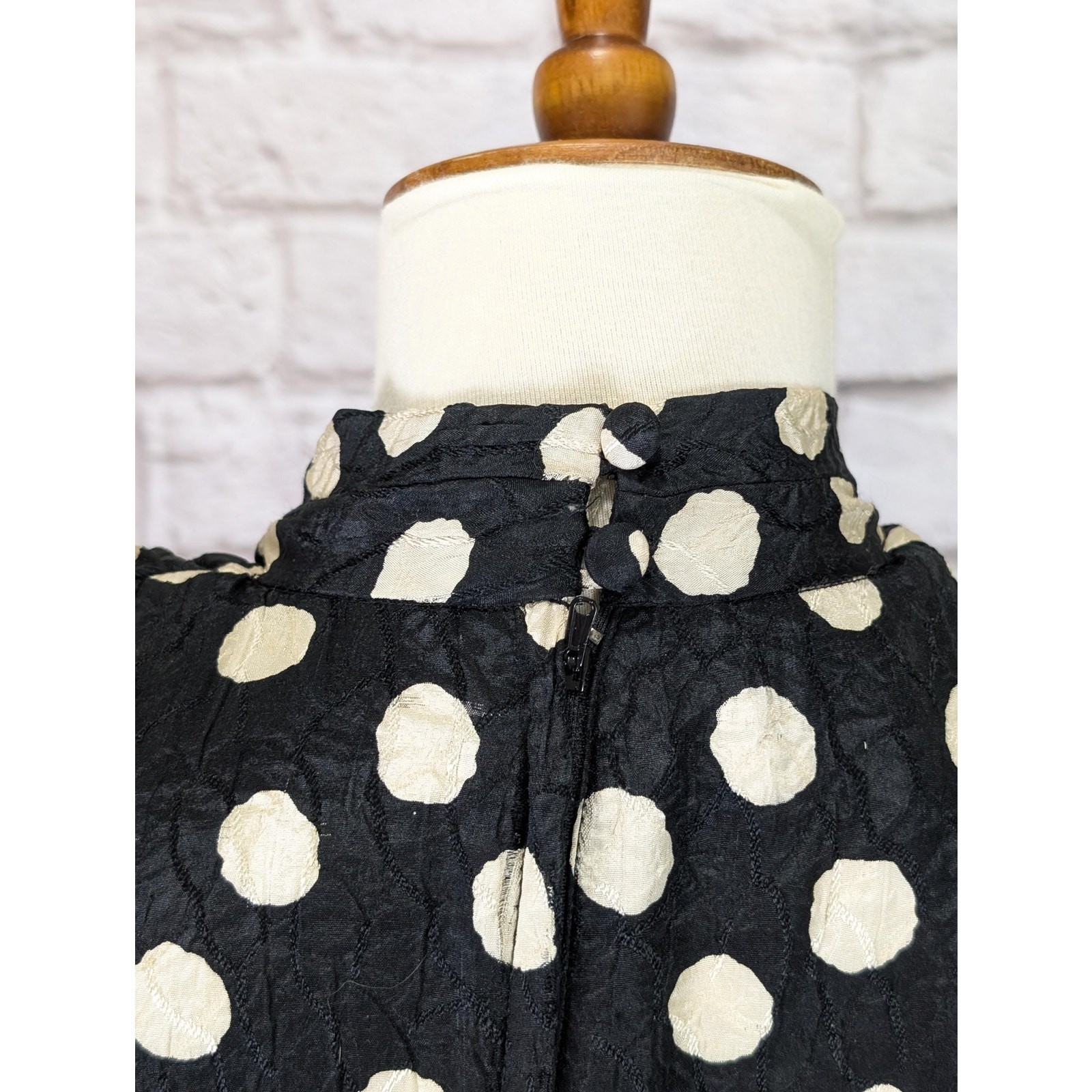 Silk Dress Black Ecru Polka Dot Bubble Hem 80’s Long Sleeve Shoulder Pads Medium