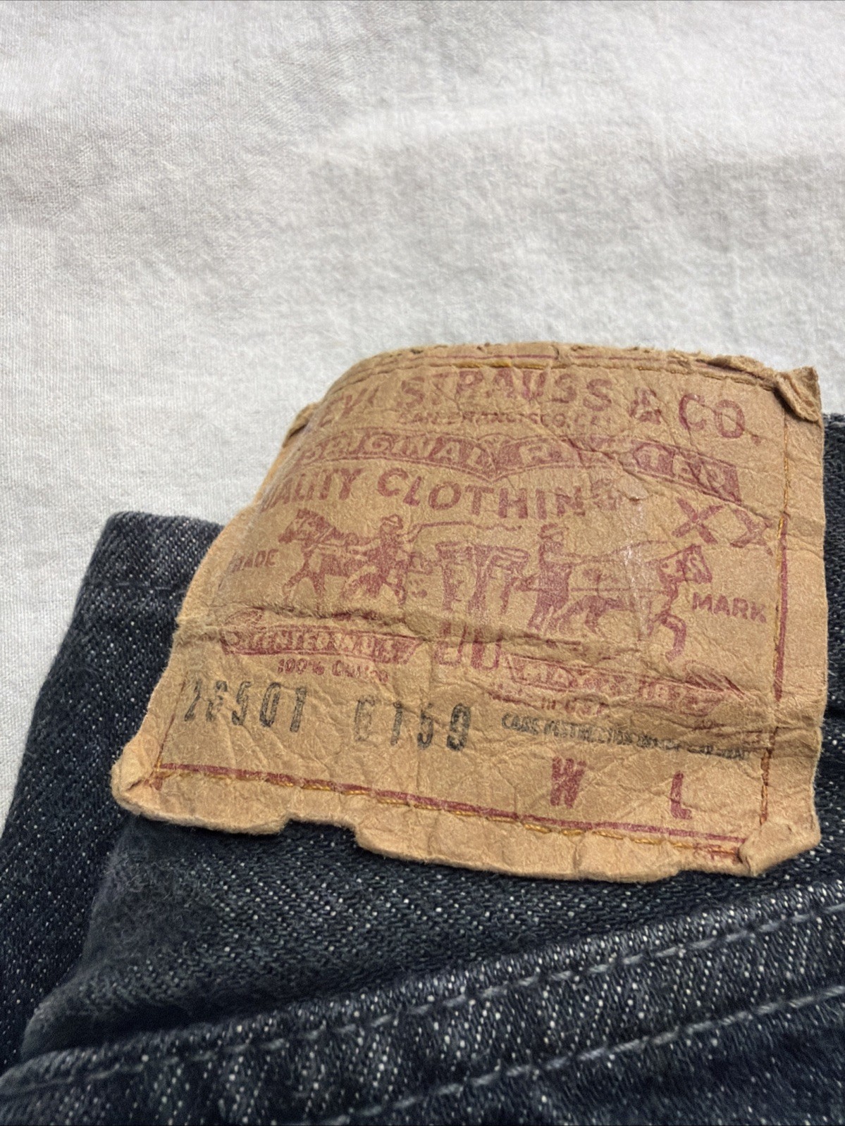 Vintage 70s Levis 26501 Jeans Denim Women Straight Black 24X32