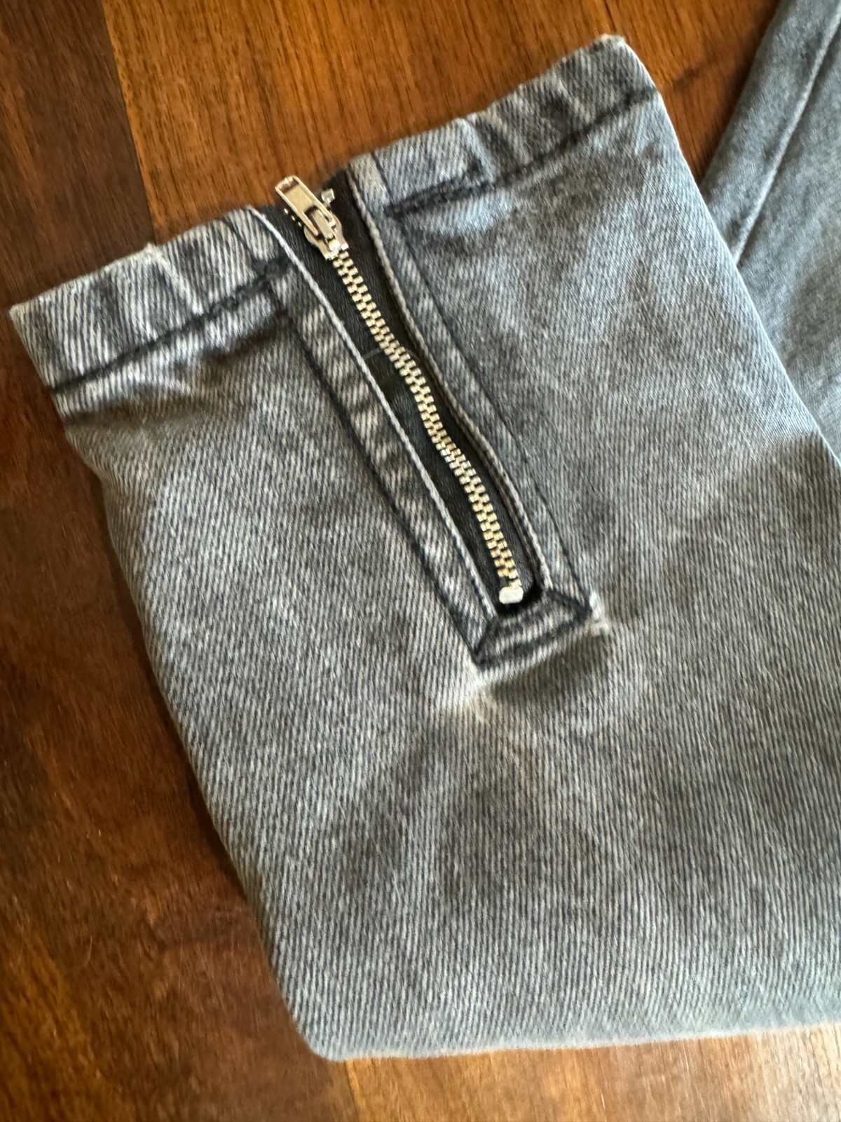 80s BON JOUR Black Zipper/Tapered Ankles Jeans Leather/Tie Back Waist 24×30 READ