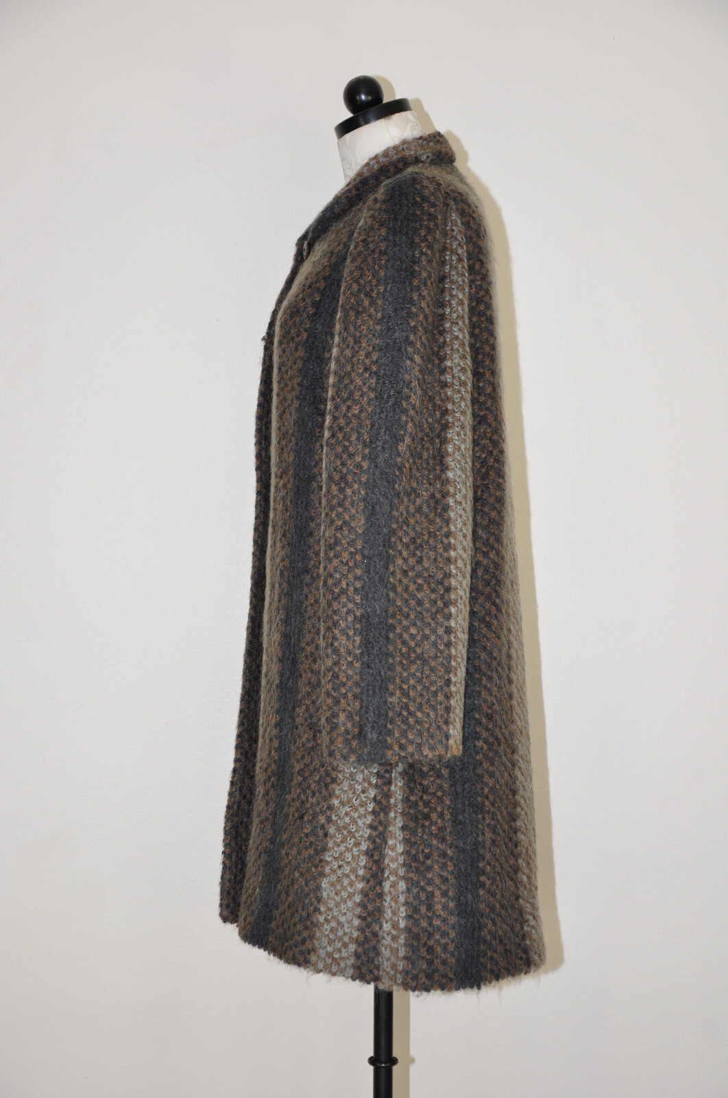 Vintage 80s Gray Wide Stripe Wool Boucle Loop Knit Puff Sleeve Wrap Coat Women M