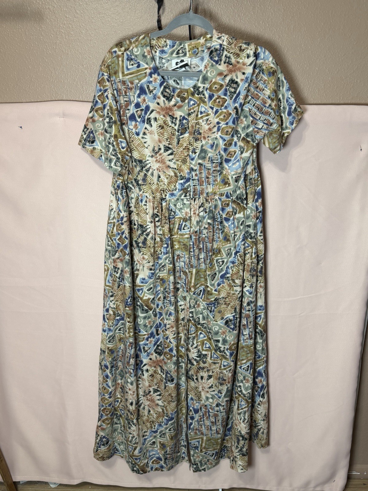 VTG 90s Hilo Hattie Batik Tribal Muted Pastel Rayon Midi Dress SZ M