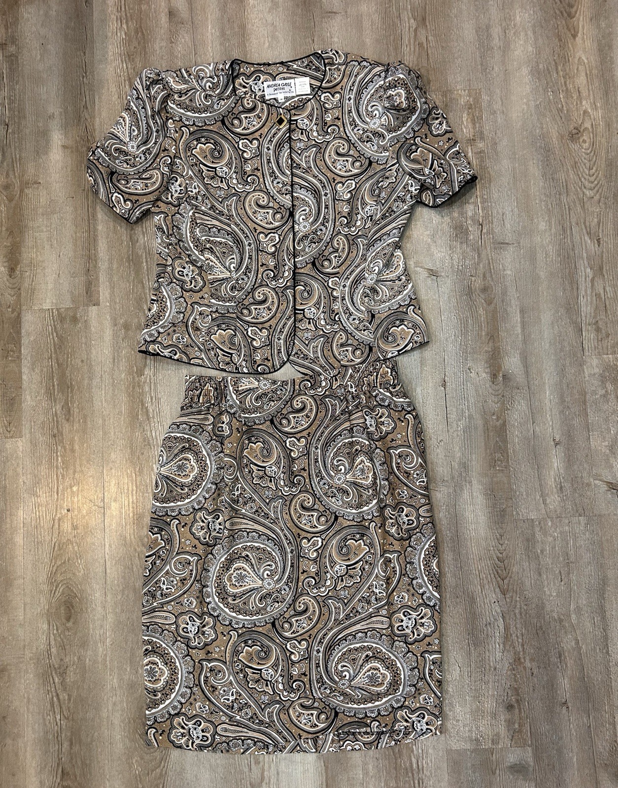 VTG Andrea Gayle Beige Black Paisley Skirt Suit Outfit SZ 16P