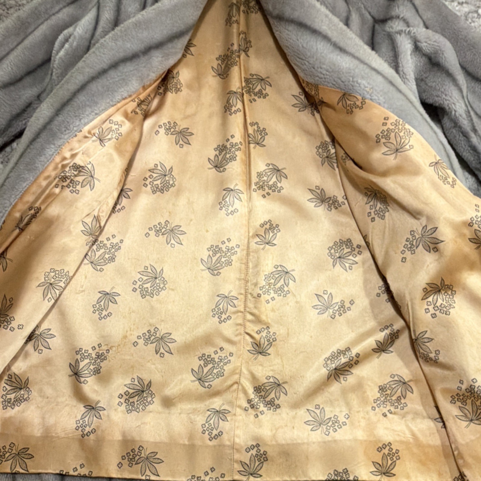 Vtg 1960s Faux Fur Stroller Coat Grey Stripe Yellow Floral Satin Circa1959-1964
