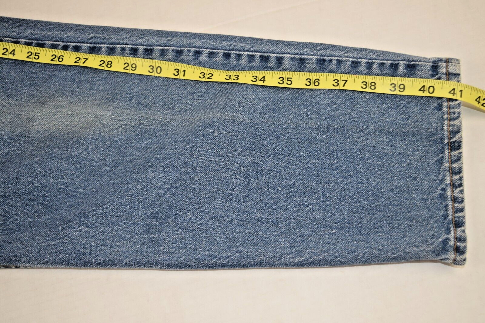 Vintage Levis 550 Fade Jeans Relaxed Actual 33 x 30 90s Made USA c.1997