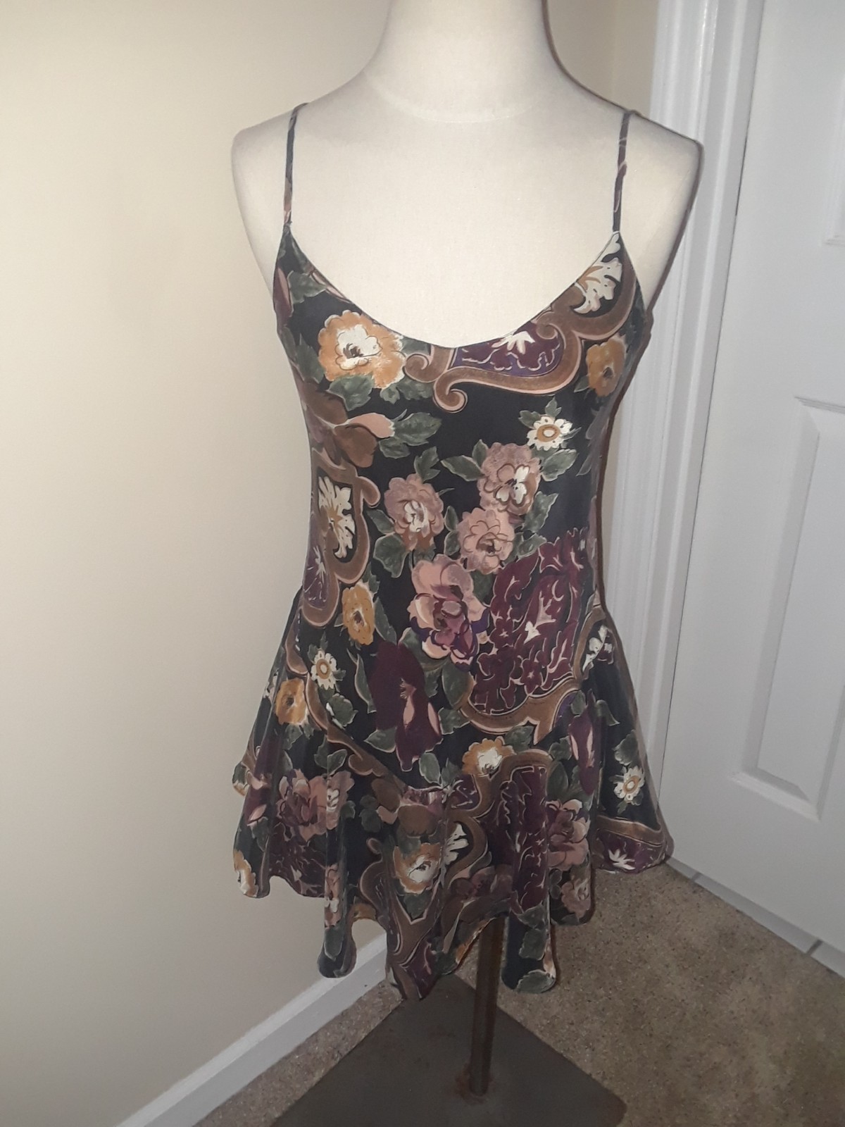 Robert Stock Green Burgundy Mauve Pink Floral 100% Silk Chemise Slip Nightie M