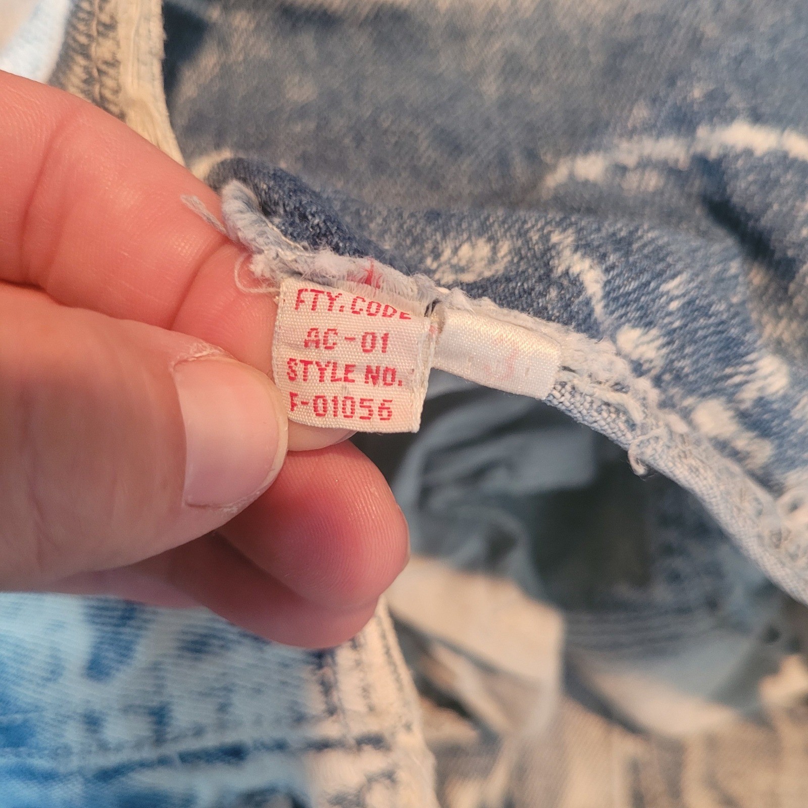 Filippo-Totti Vintage Women Acid Wash High Waist Tapered Jeans Blue 29″ Waist
