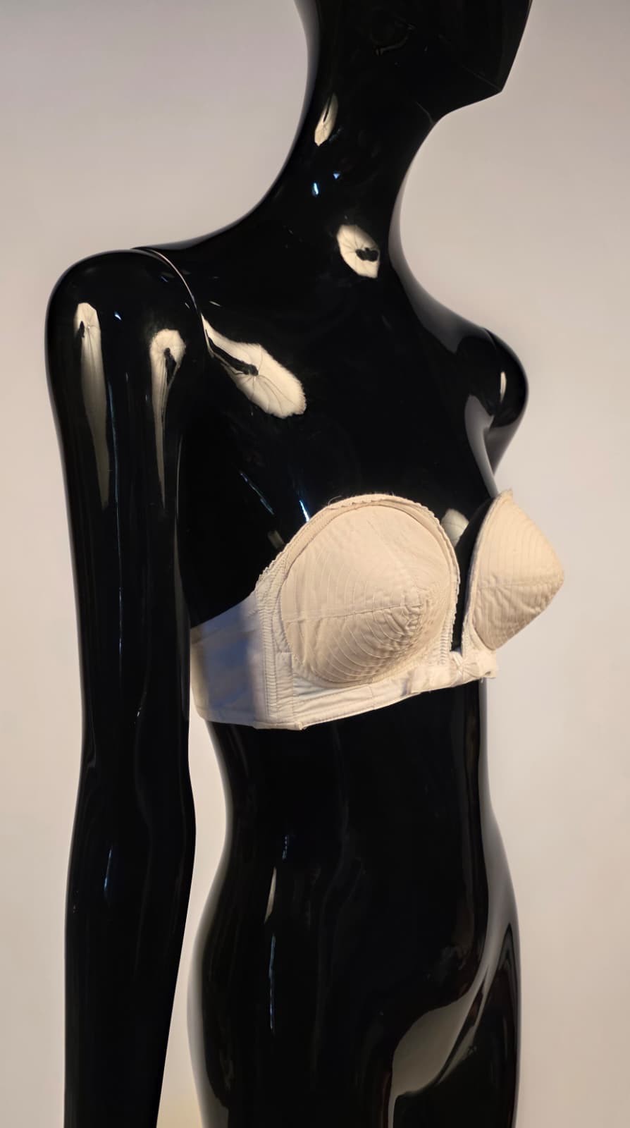 VINTAGE 1950’S PADDED BUSTIER BRA SIZE 34A BY HER SECRET  