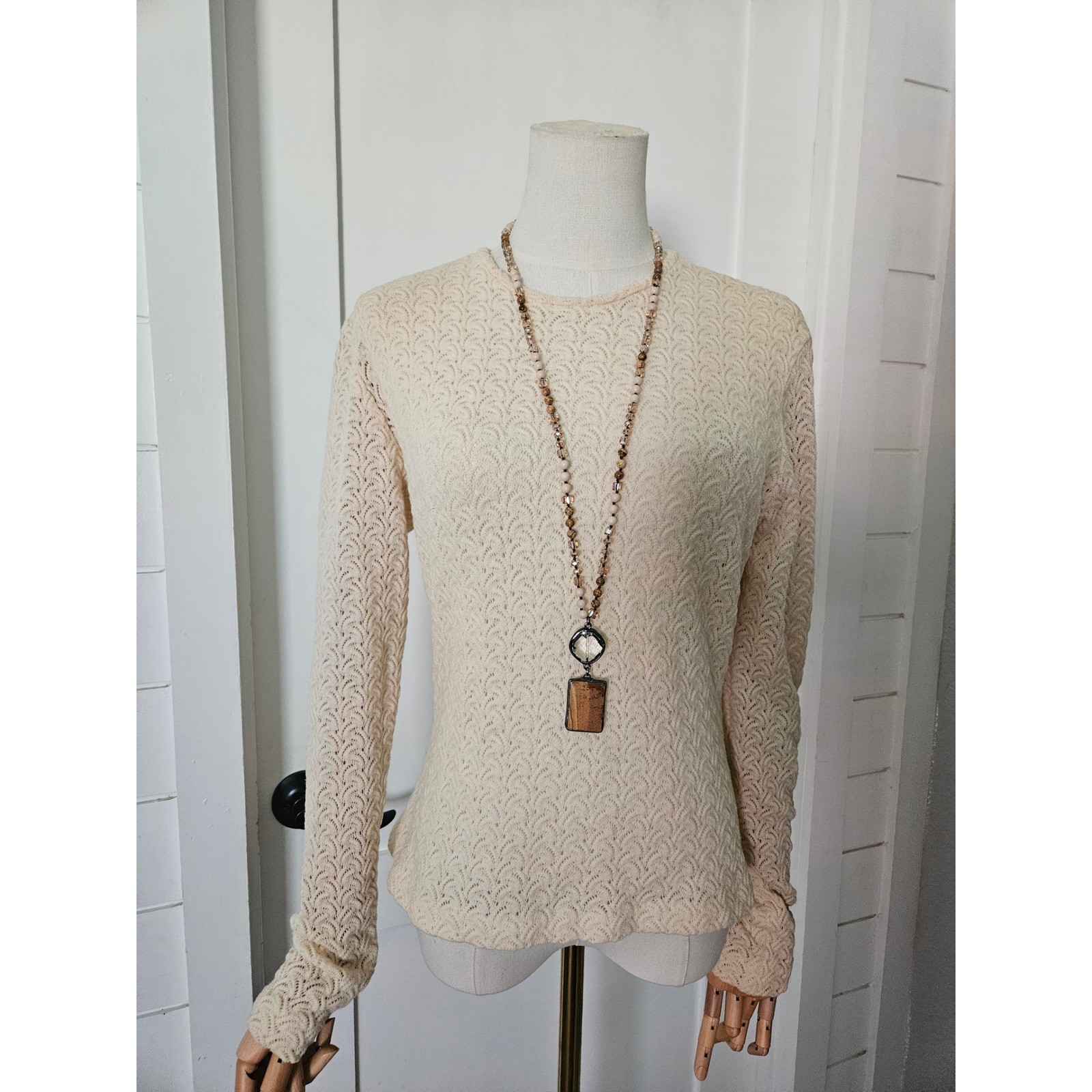Vintage 100% Wool Cream Open Knit Long Sleeve Sweater Top Size Medium
