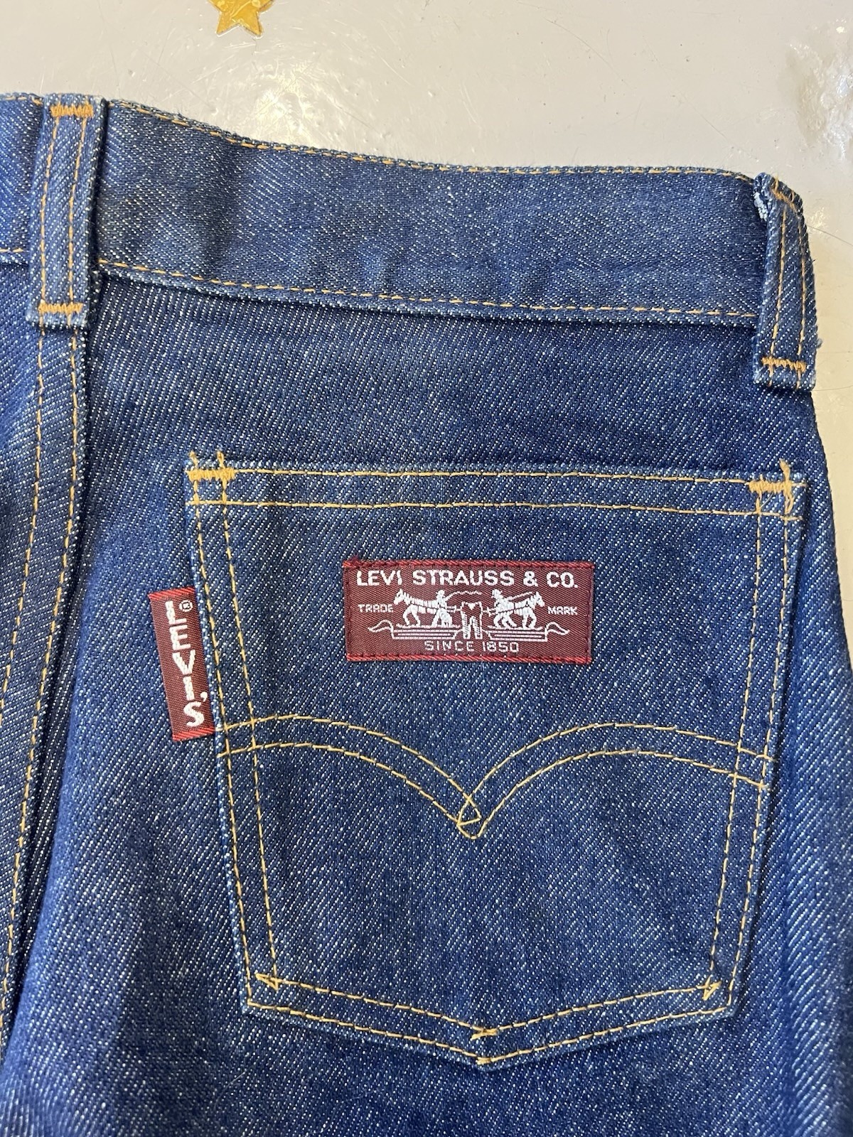 Vintage 70s Levi’s Red Tab Women’s Big E Dark Wash Denim Jeans 26×35