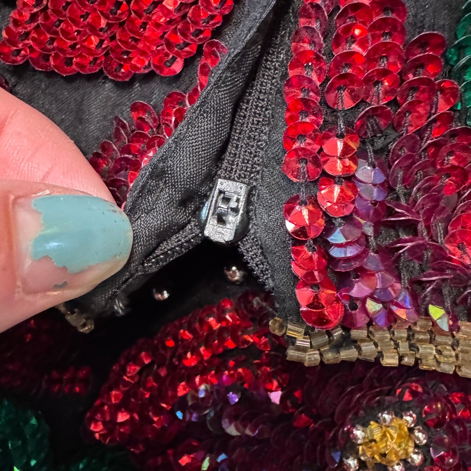 Laurence Kazar Vintage Silk Sequin Poinsettia Blouse Red Green Holiday Top Large