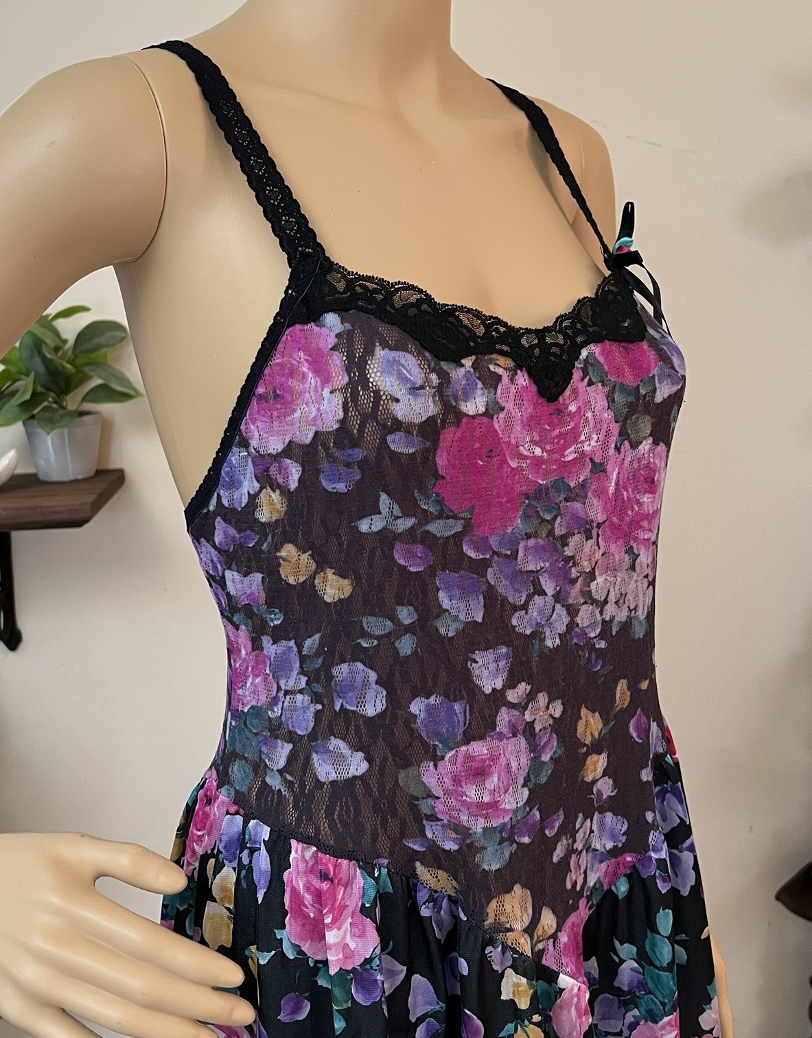 Vtg Feather Bed Intimates Slip Dress M Floral Nightgown Stretch Lace Ballerina