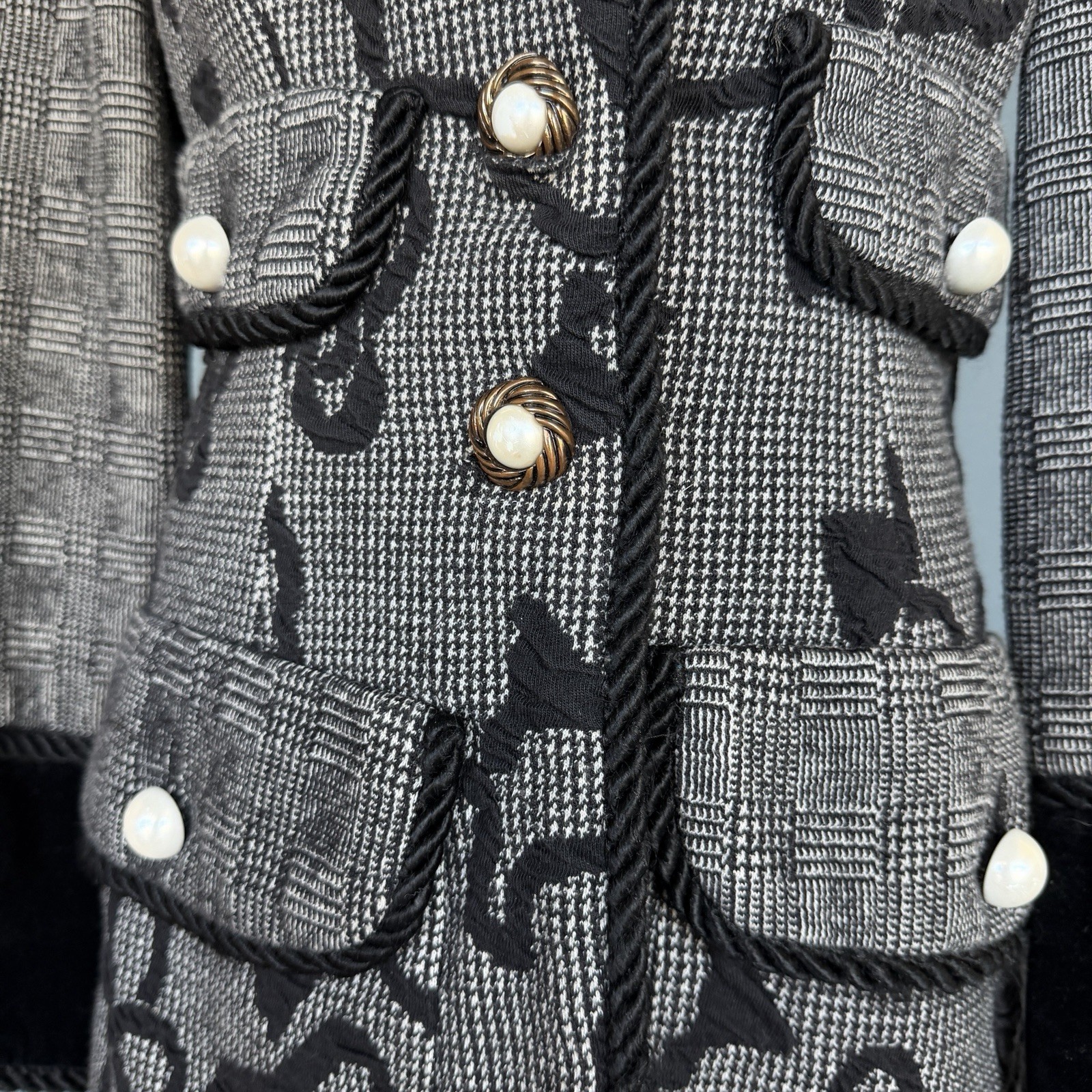 Vintage 1980’s Item Jacket Blazer Coat Black Velvet Trim Women’s Size 4 USA Made