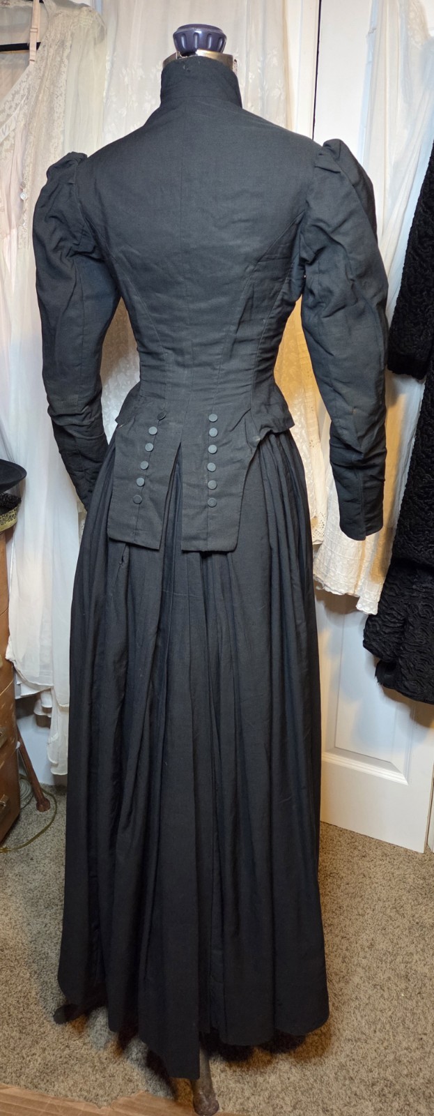 2pc. Black Victorian Riding Habit/Suit READ!