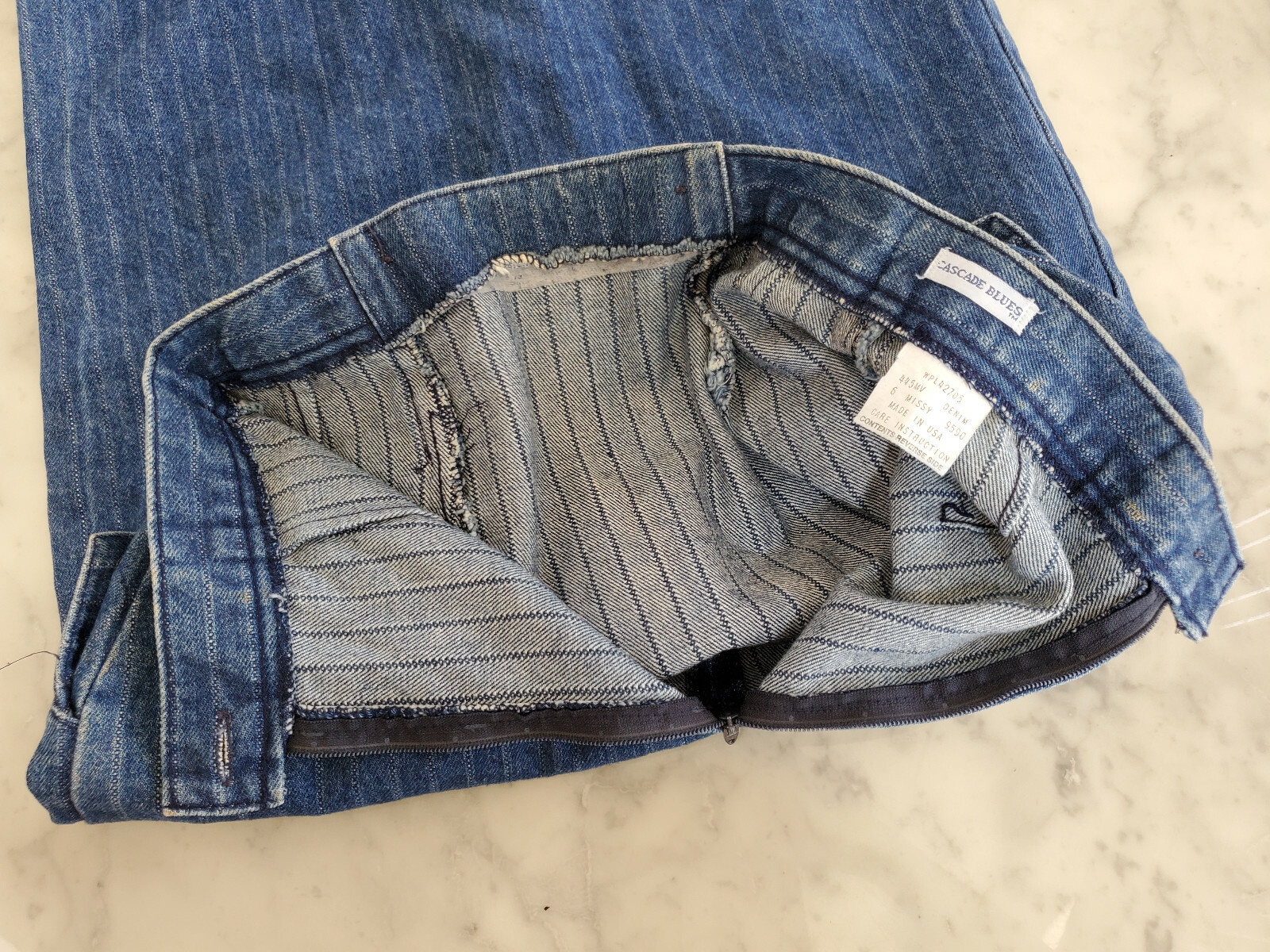Vintage 80s Cascade Blues High Waist Pencil Denim Skirt XS