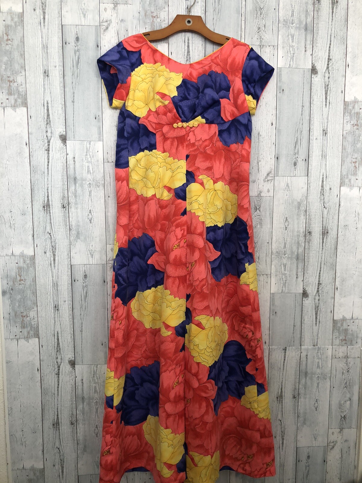 Vintage Hawaiian Maxi Dress Vtg 60s Women’s Size 12 Multicolor Floral