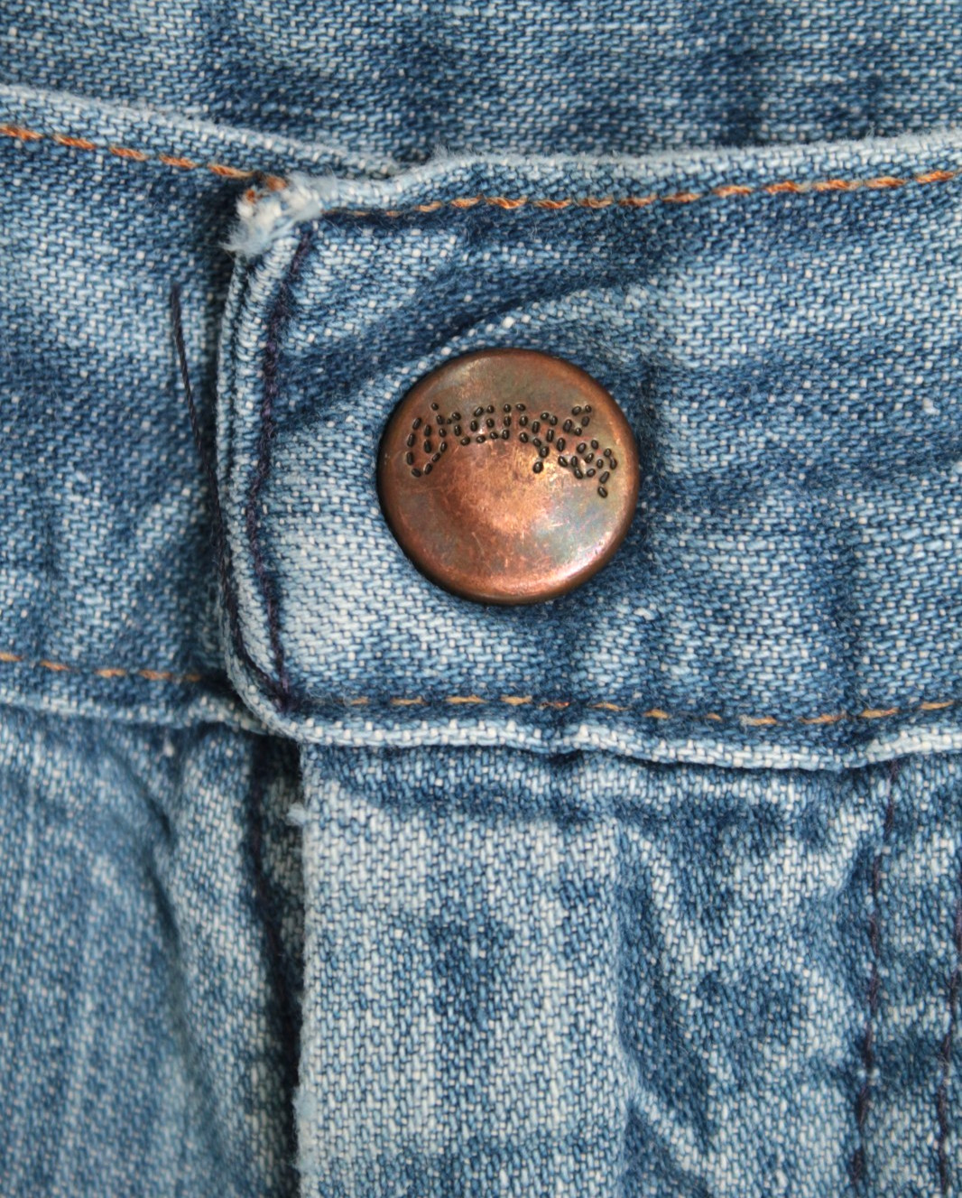 VTG Womens 70s Wrangler Denim Bell Bottom Jeans W/ Arrow Belt Loops Sz 33″ 1970s
