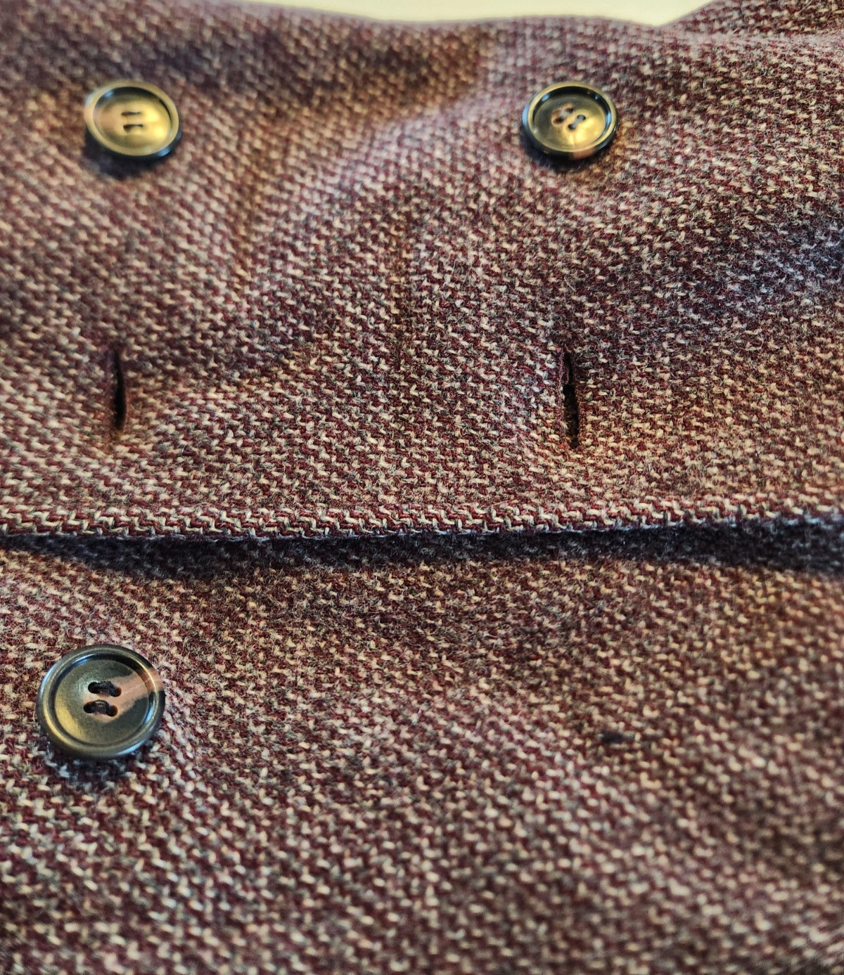 Vtg Bromleigh Burgundy Wool Tweed Double- Breasted Coat Women’s 40″ bust (no sz)