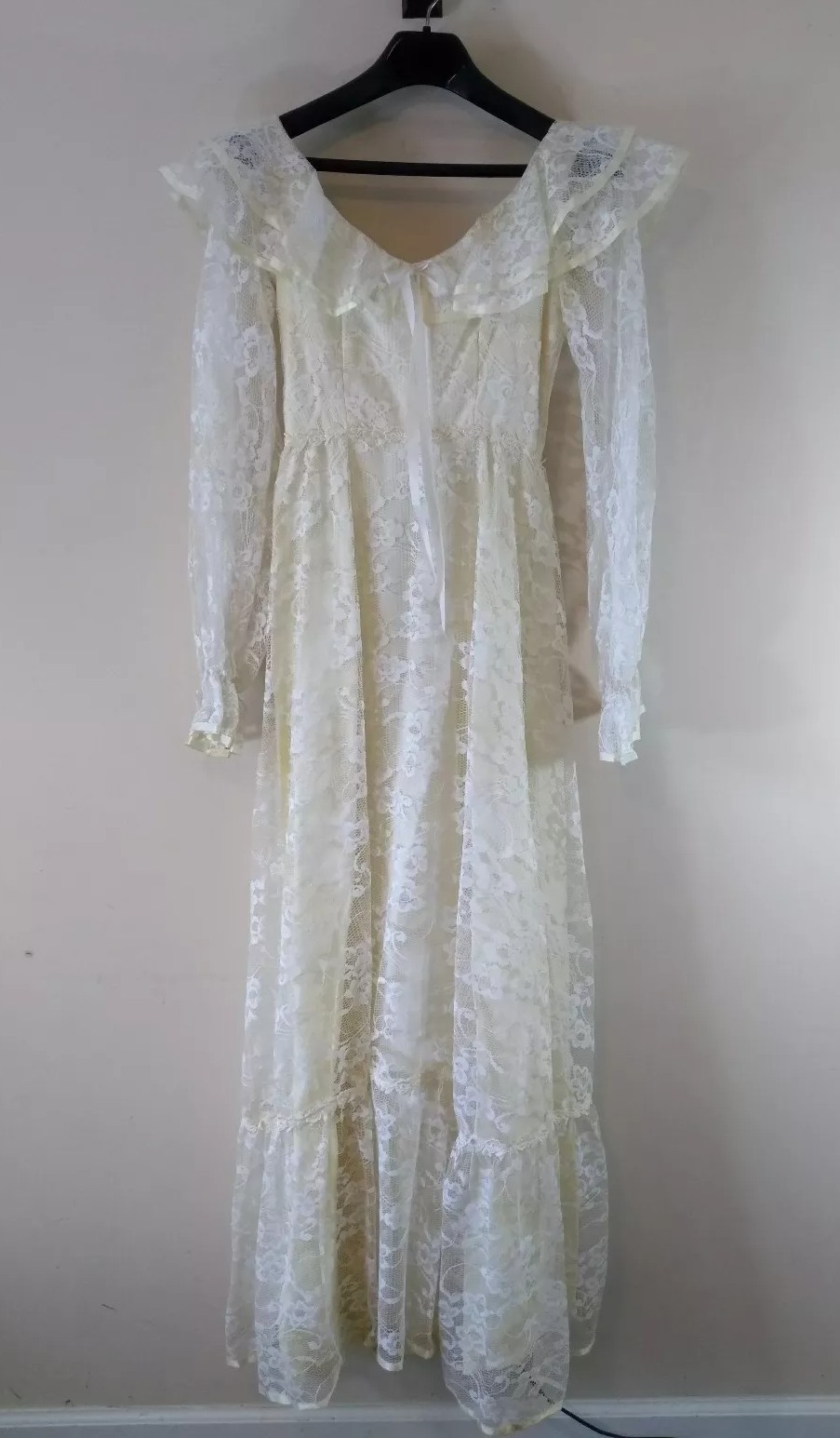 Vintage 70s Prairie Revival Dress Long Sleeve Ruffle Lace Boho Wedding Ribbon