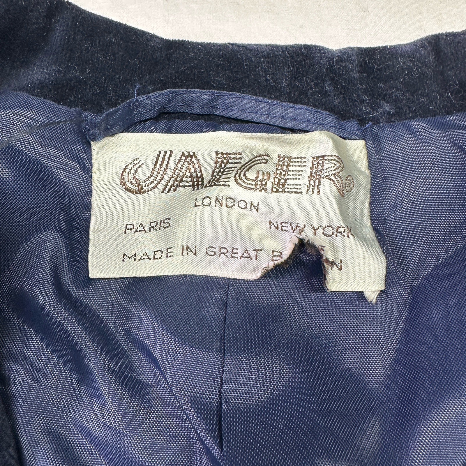 Vintage Jaeger London Velvet Blazer Women’s Size UK8, US XS | Navy Blue Jacket