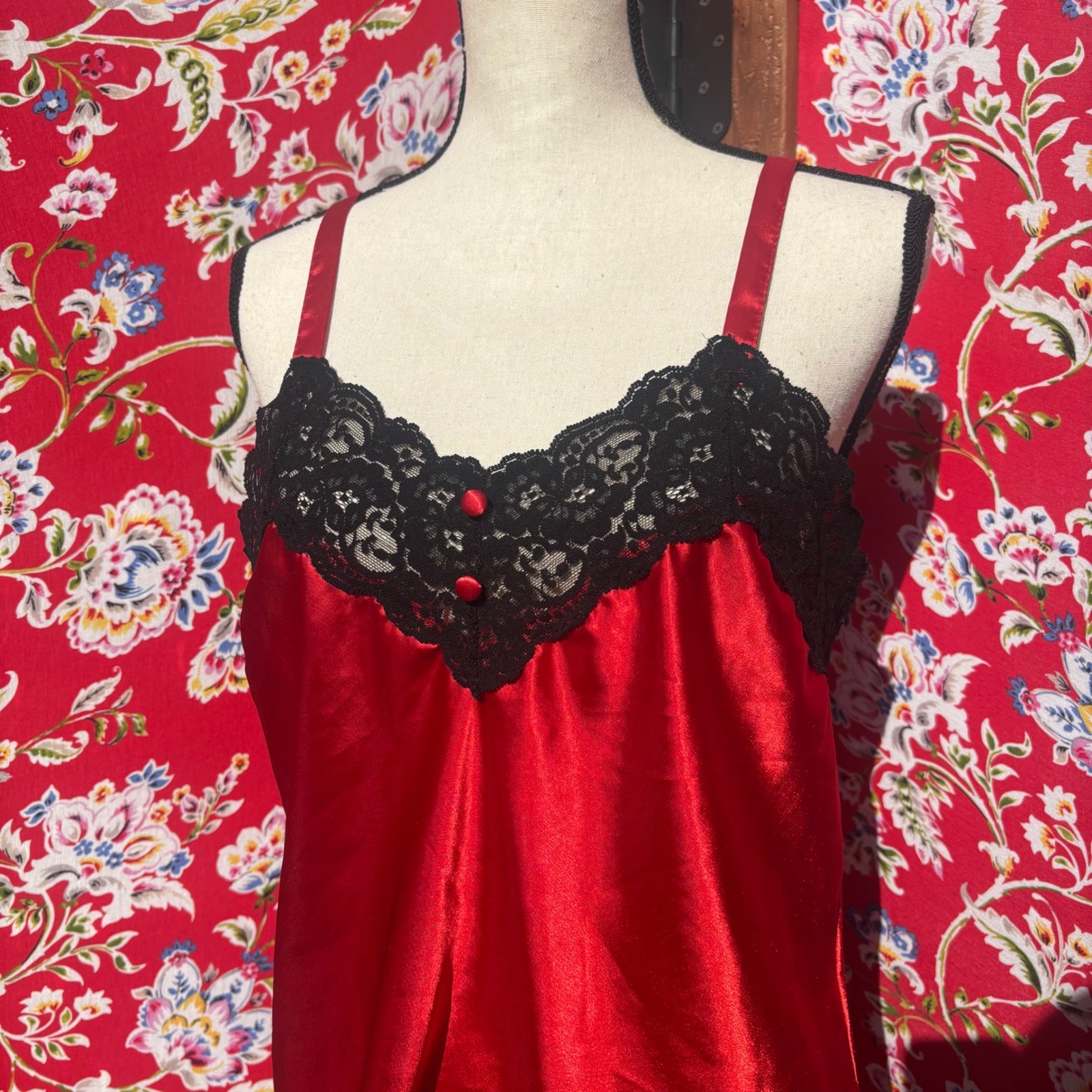 VTG Red Satin Back Lace Trim Lingerie Mini Slip Dress Romantic Goth Size M