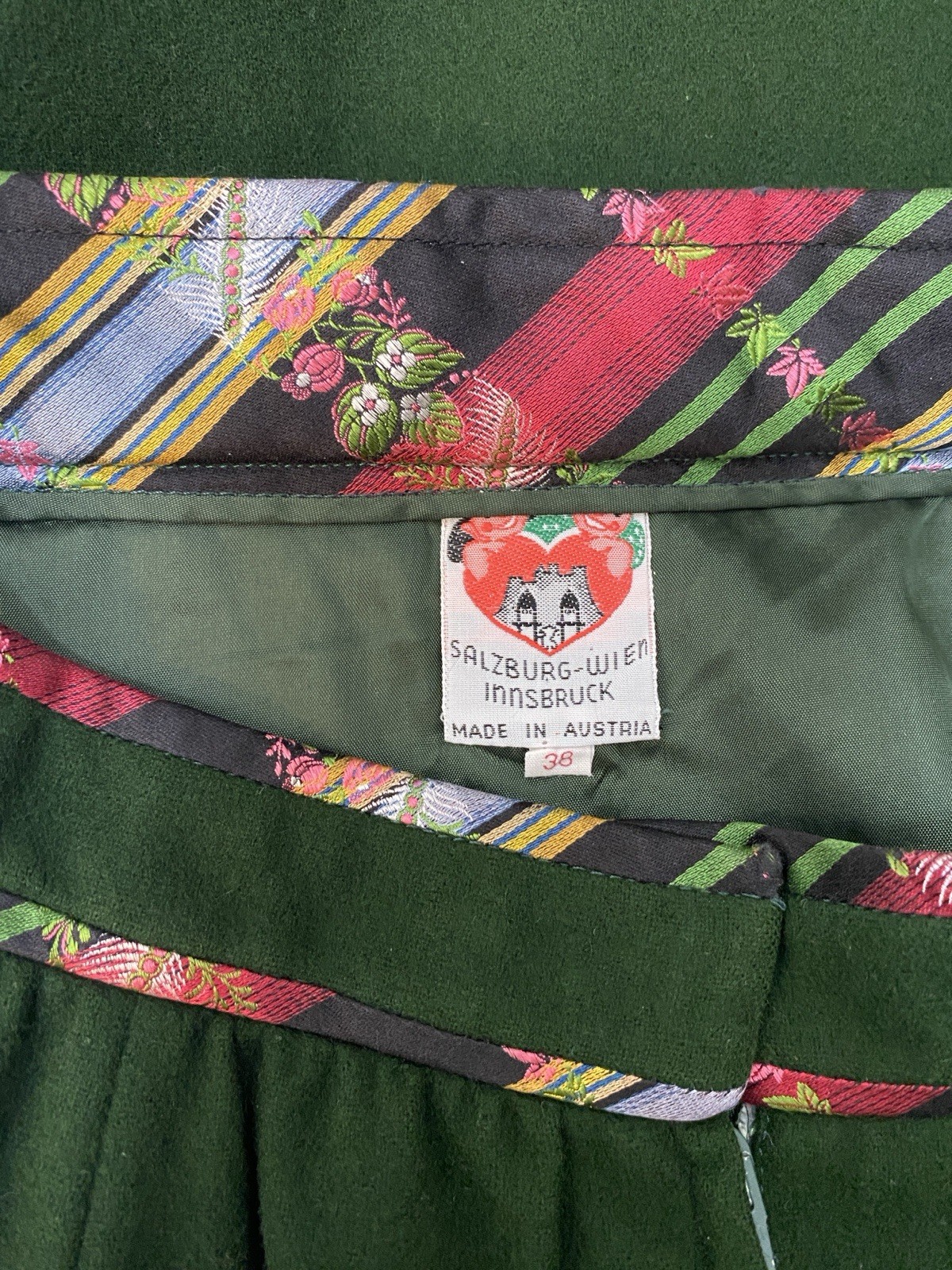 Rare Austria Vintage Wool Viscose Pencil Skirt Green Sz 38 Tailored Classic